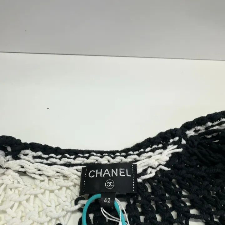 Chanel Chanel Black and White Patterned Knit Cardigan Size L / US 10 / IT 46 - 4 Thumbnail