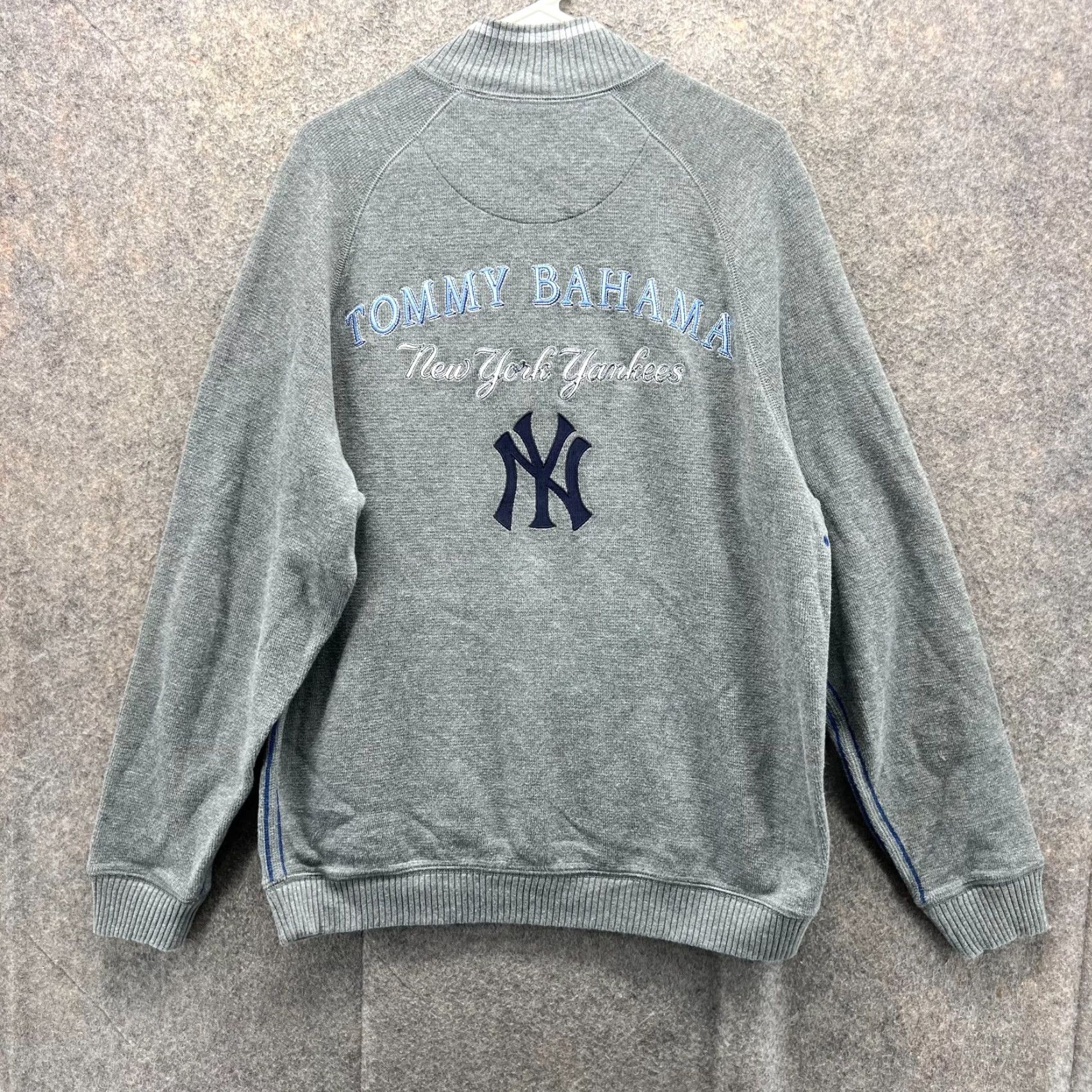 Tommy Bahama VINTAGE Tommy Bahama Pullover Sweater Men M 1/4 Zip Gray NY Yankees MLB Mock Neck Logo 1/4 Zip Size US M / EU 48-50 / 2 - 2 Thumbnail
