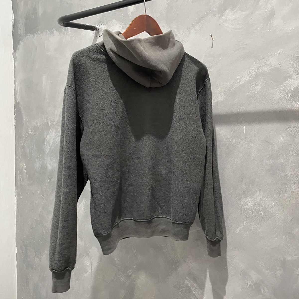 Russell Athletic Rare Vintage 90s Faded Slate Grey Russell Athletic Hoodie Size US M / EU 48-50 / 2 - 7 Thumbnail