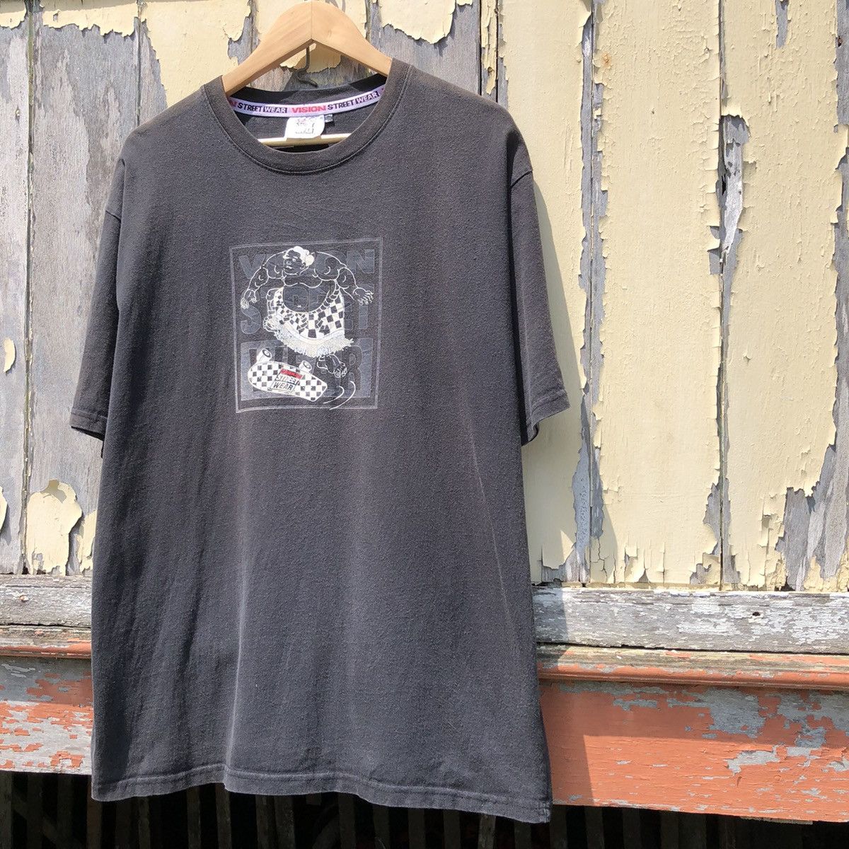 Vision Streetwear Vintage Faded Vision Streetwear Sumo 3L Tshirt Size US XXL / EU 58 / 5 - 2 Thumbnail