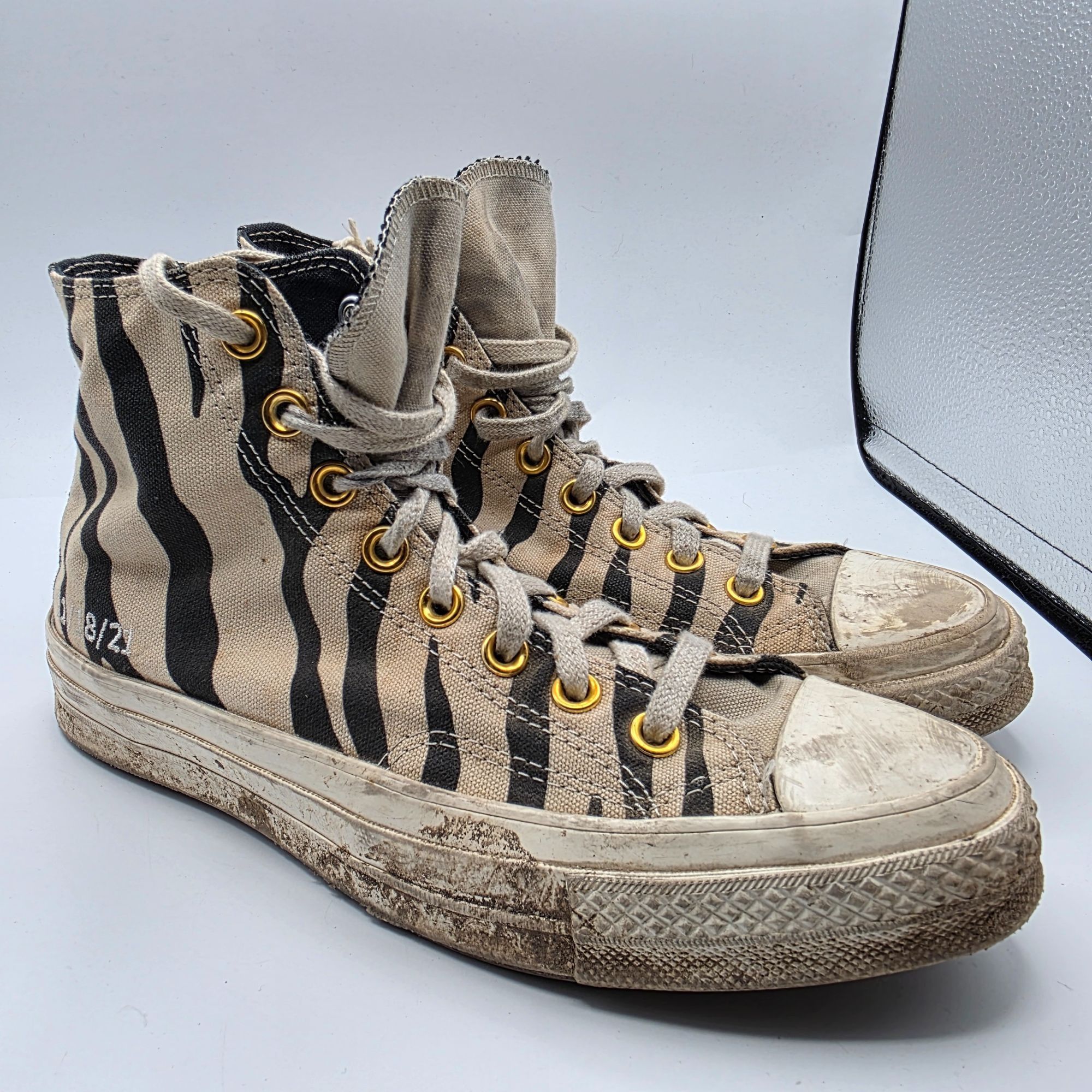 Converse Converse All Star Zebra Stripe Womens Size 8.5 High Top Size US 8 / IT 38 - 1 Thumbnail
