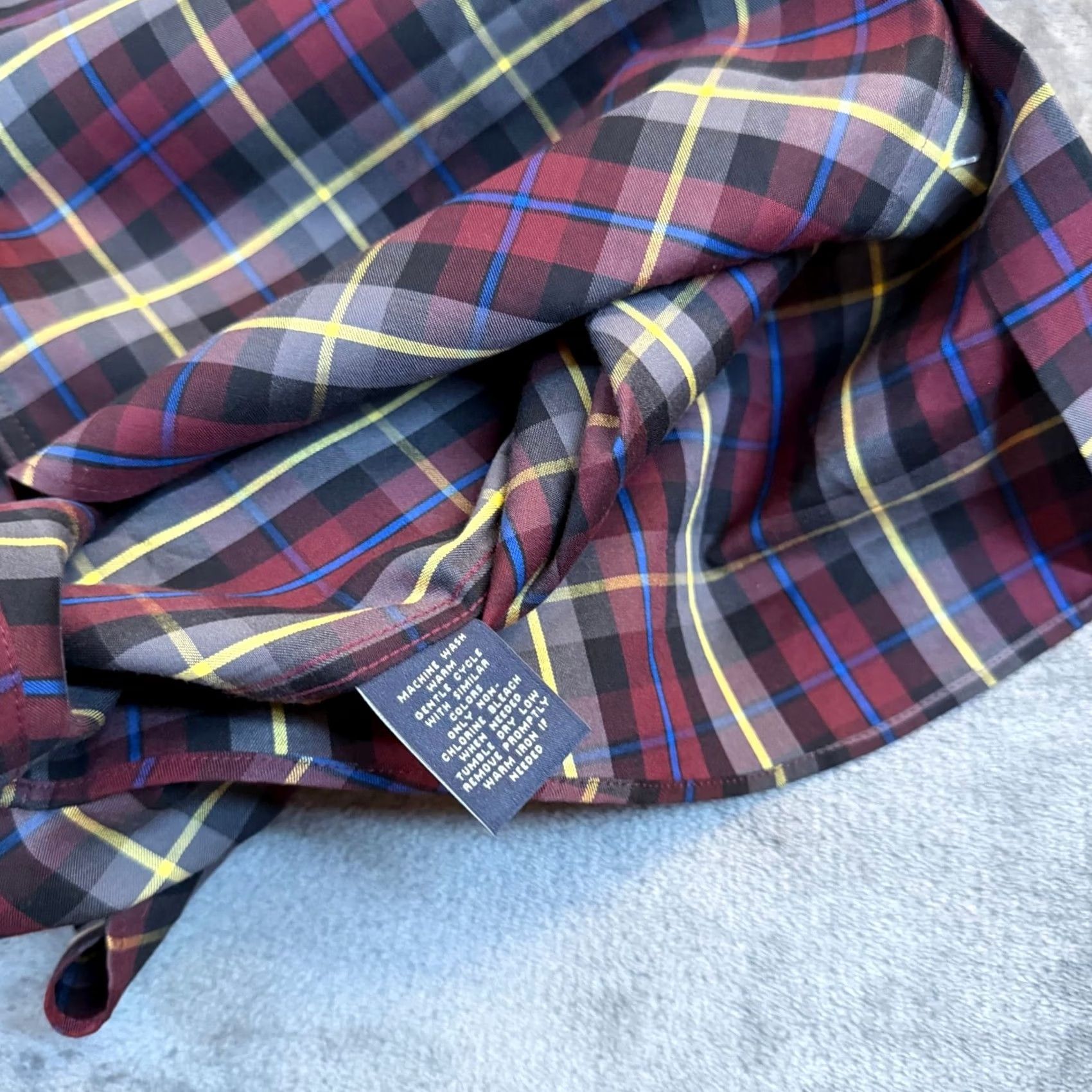 Hart Schaffner Marx Hart Schaffner Marx Shirt Plaid Button-Up Burgundy Grey Cotton NWT Small Men’s Long Sleeve Spread Collar Button Size US S / EU 44-46 / 1 - 5 Thumbnail