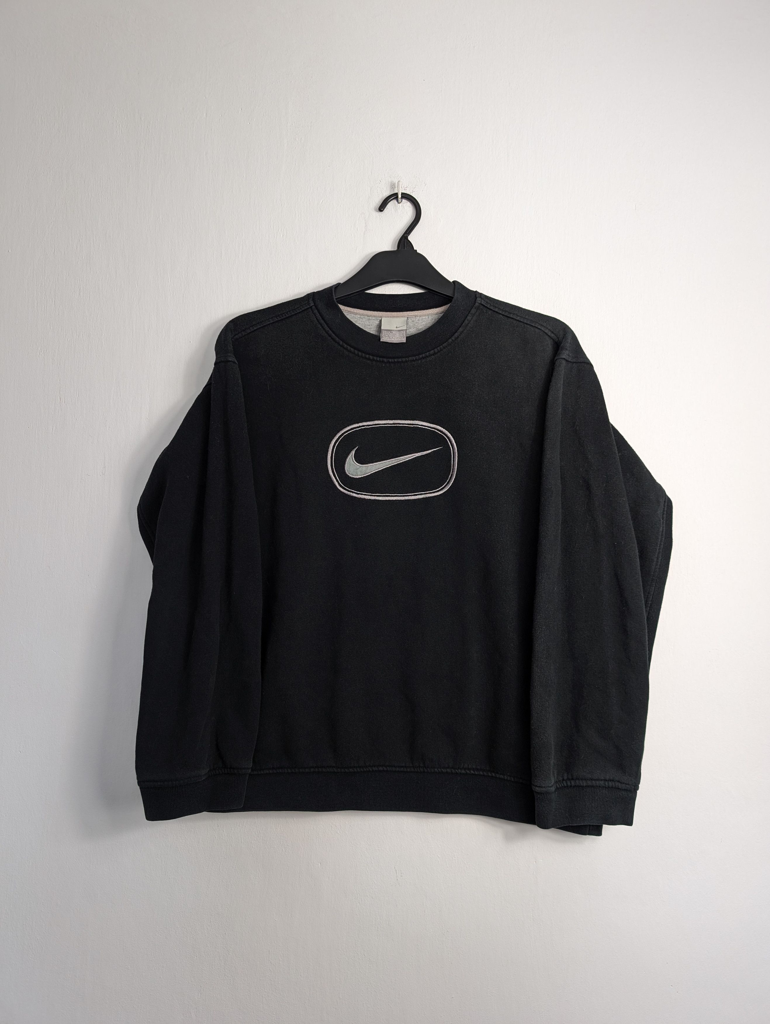 Nike Vintage Nike Center Oval Swoosh Sweatshirt Boxy Retro Y2K Size US M / EU 48-50 / 2 - 1 Thumbnail