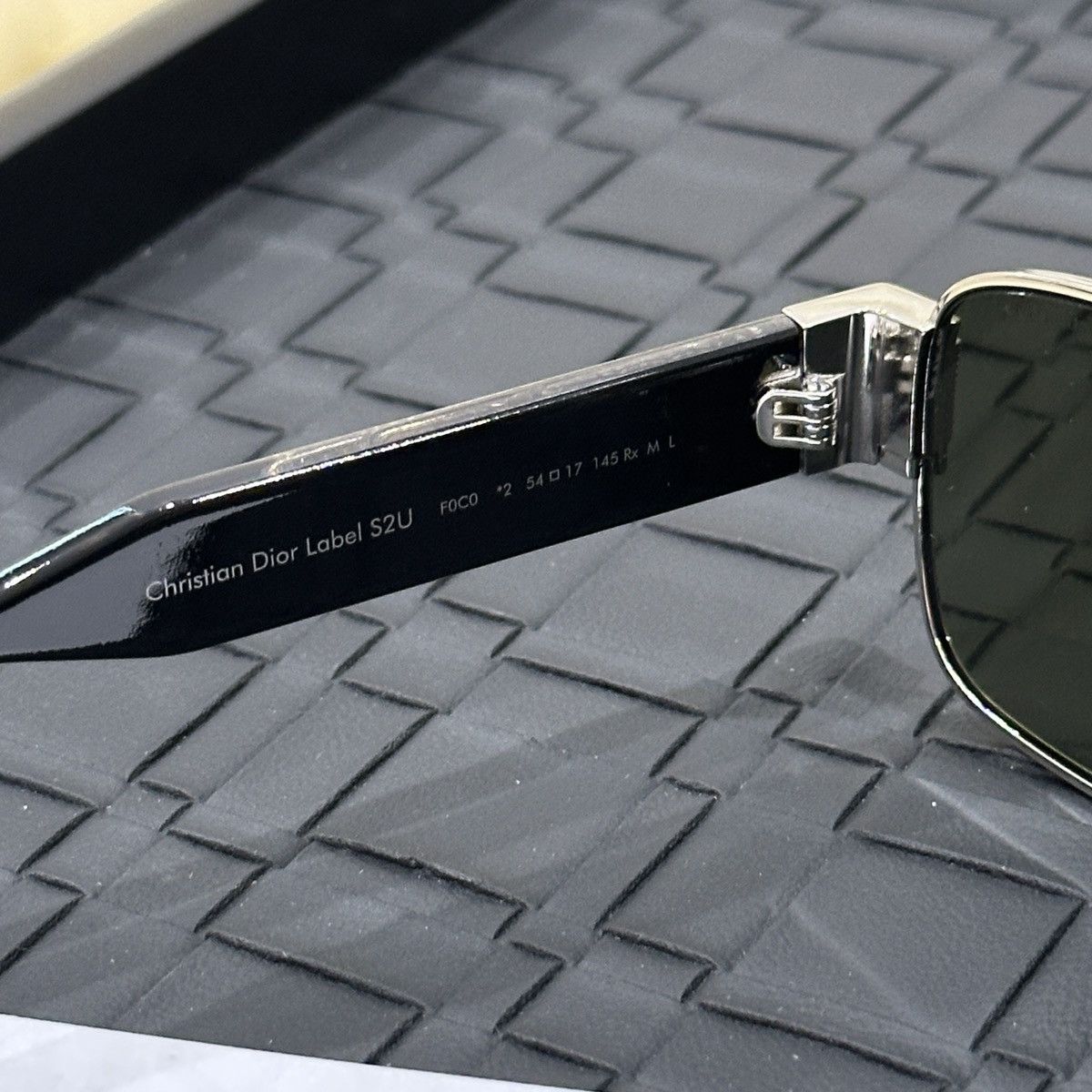 Dior CHRISTIAN DIOR LABEL S2U F0C0 SUNGLASSES Size ONE SIZE - 8 Thumbnail