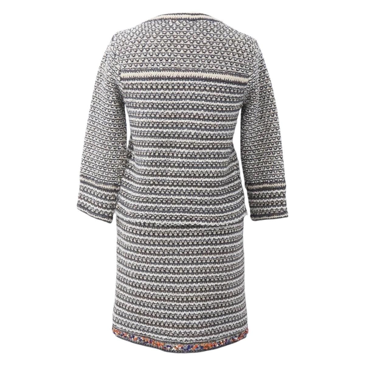 Chanel Chanel No Collar Setup Tweed Multicolor CC Jacket Size US XXS / EU 40 - 2 Thumbnail