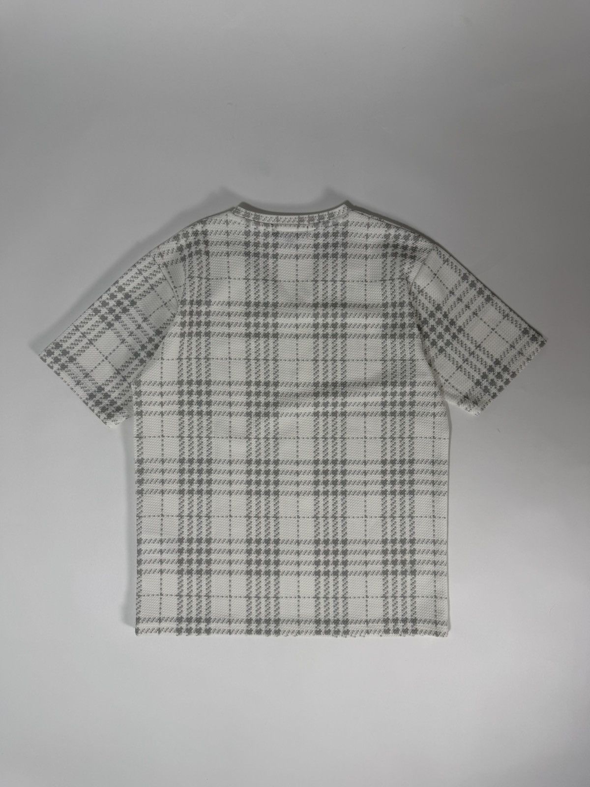 semanticdesign Semantic Design Patterned V-Neck T-Shirt Size US S / EU 44-46 / 1 - 3 Thumbnail