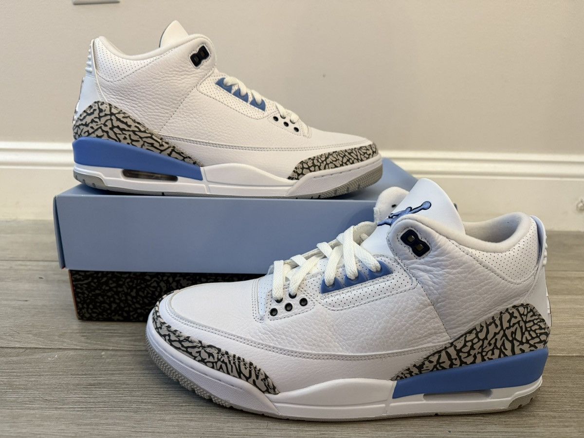 Air Jordan Retro UNC White Valor Blue Tech Grey Size 12