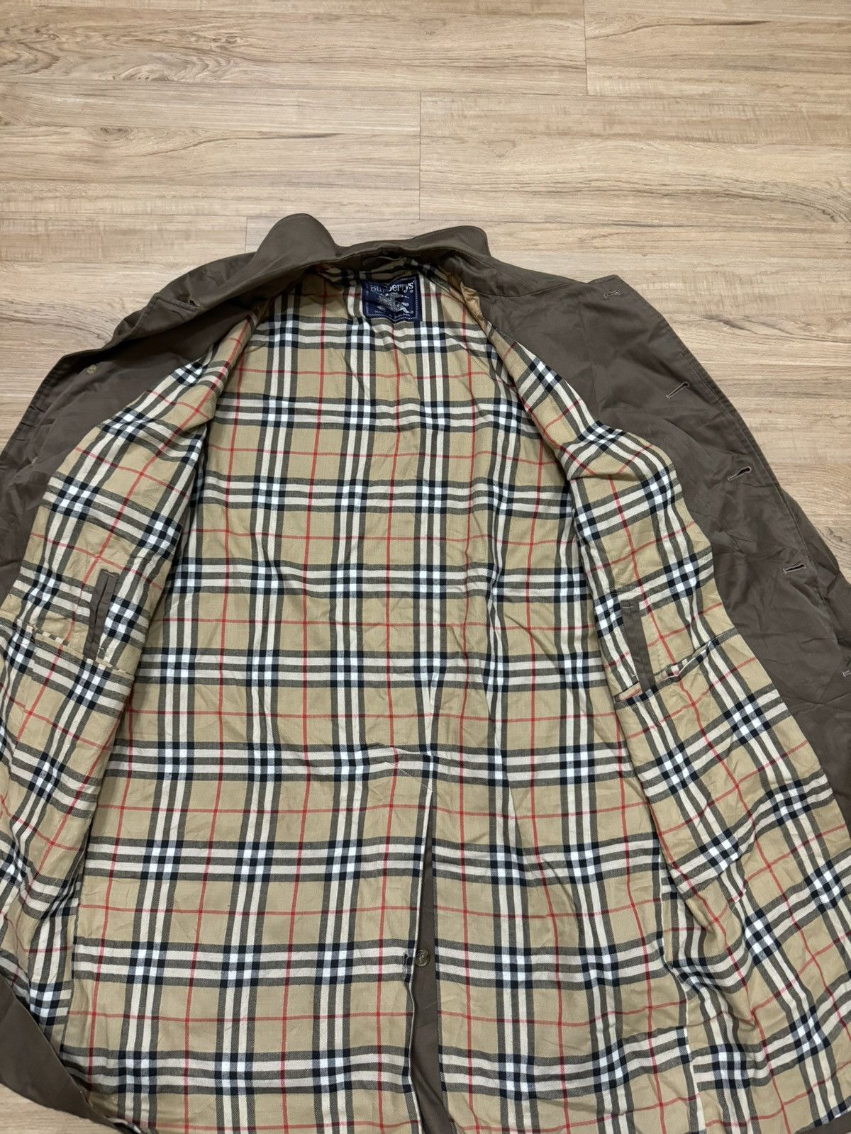 Burberry × Vintage Vintage Burberry Nova Check Long Coat Size US L / EU 52-54 / 3 - 3 Thumbnail