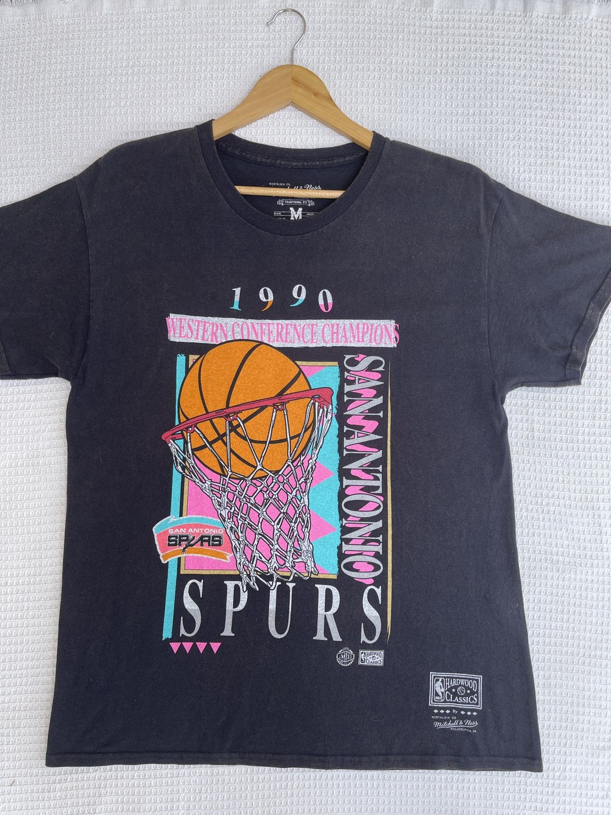 NBA Rare🔥San Antonio SPURS 1990 Tour Tees Size US L / EU 52-54 / 3 - 4 Thumbnail