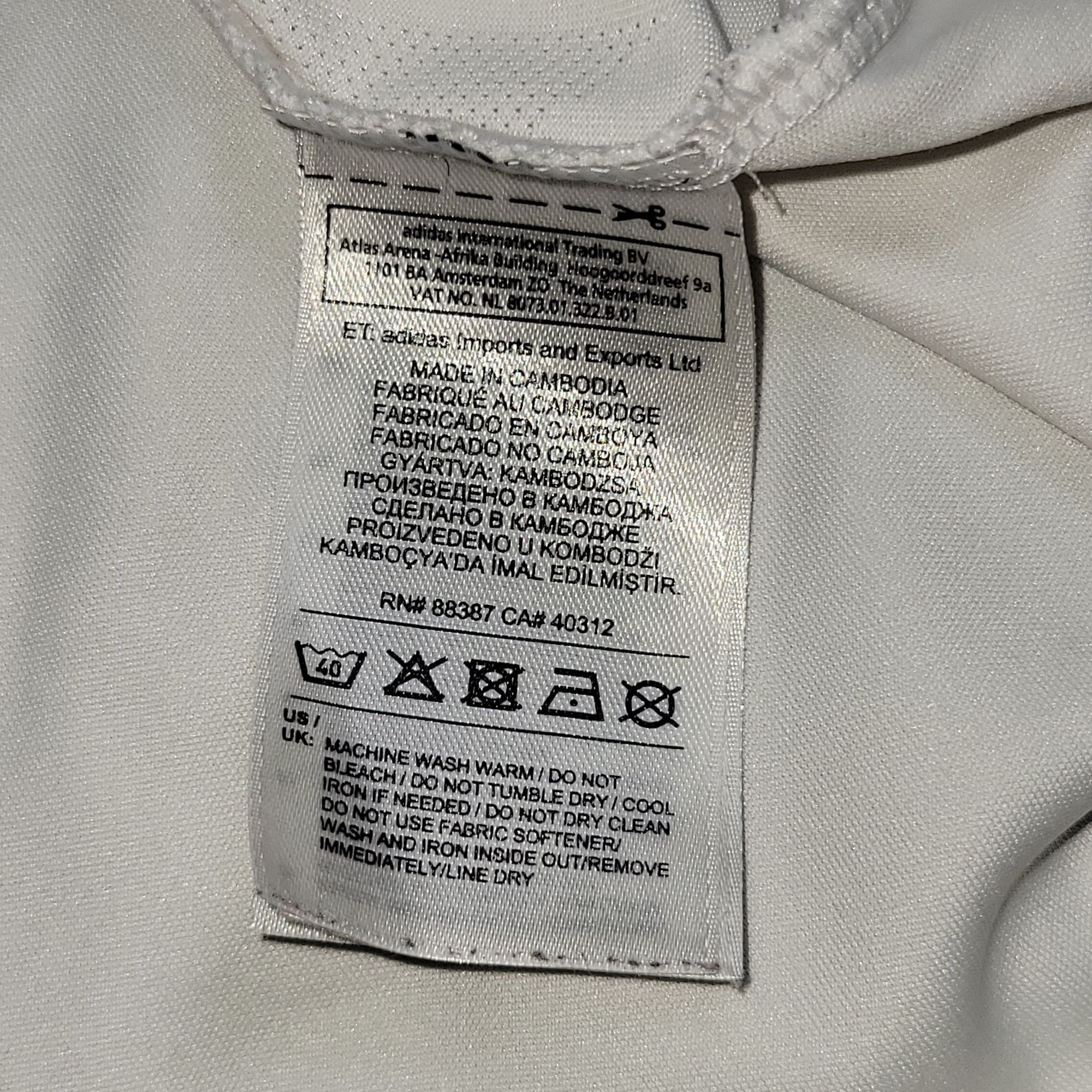 Adidas Cristiano Ronaldo Real Madrid 2017 2018 Soccer Jersey L Size US L / EU 52-54 / 3 - 6 Thumbnail