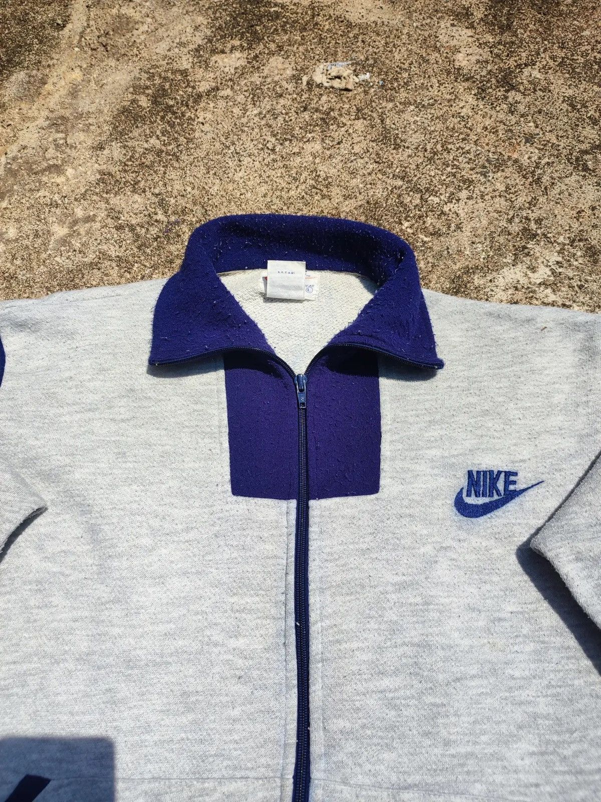 Nike Vintage 80s Nike Sportswear Full-Zip Track Jacket Grey/Blue Size US L / EU 52-54 / 3 - 2 Thumbnail