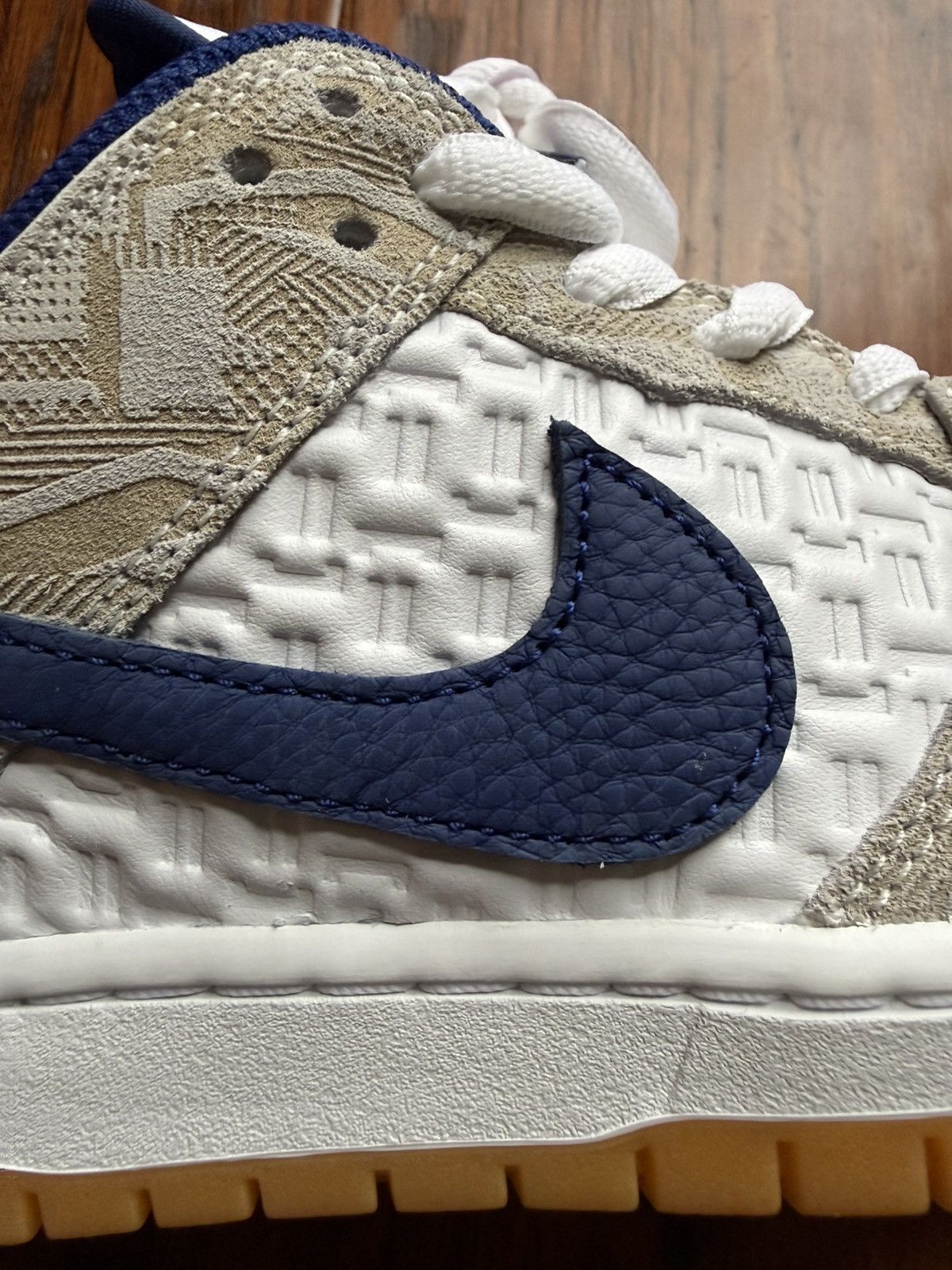 Nike NEW IN BOX Nike SB Dunk Low Pro Rayssa Leal. Sz 10 M. 11.5 W Size US 10 / EU 43 - 9 Thumbnail