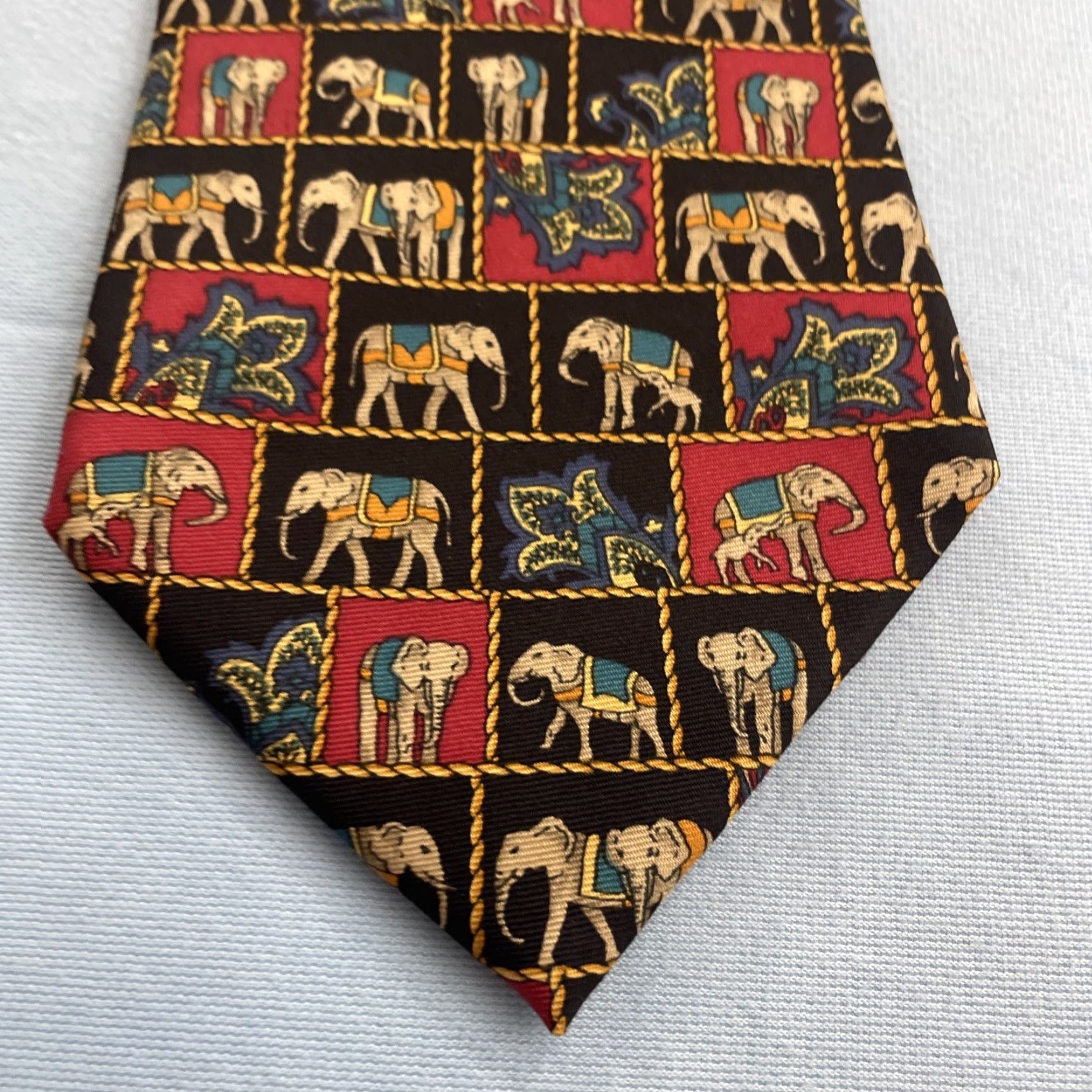 Van Heusen VINTAGE Van Heusen Tie Elephant Paisley Silk Tie vtg 90s Check Red Black Gold USA Men Size ONE SIZE - 6 Thumbnail