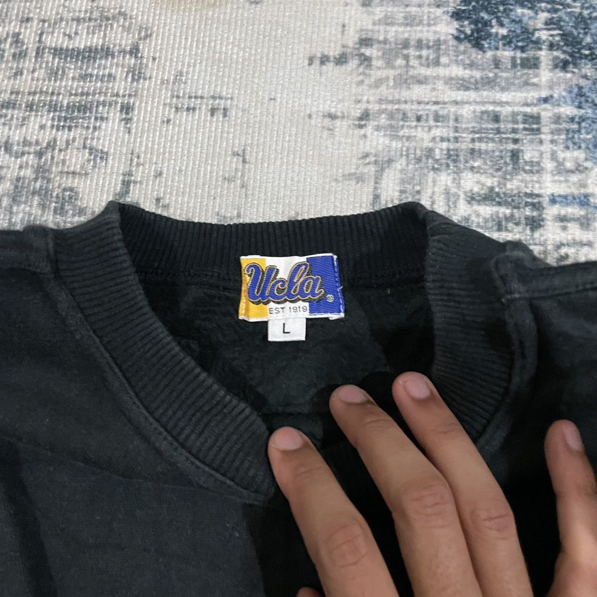 Vintage Vintage UCLA Sweatshirt Black Size US L / EU 52-54 / 3 - 5 Thumbnail