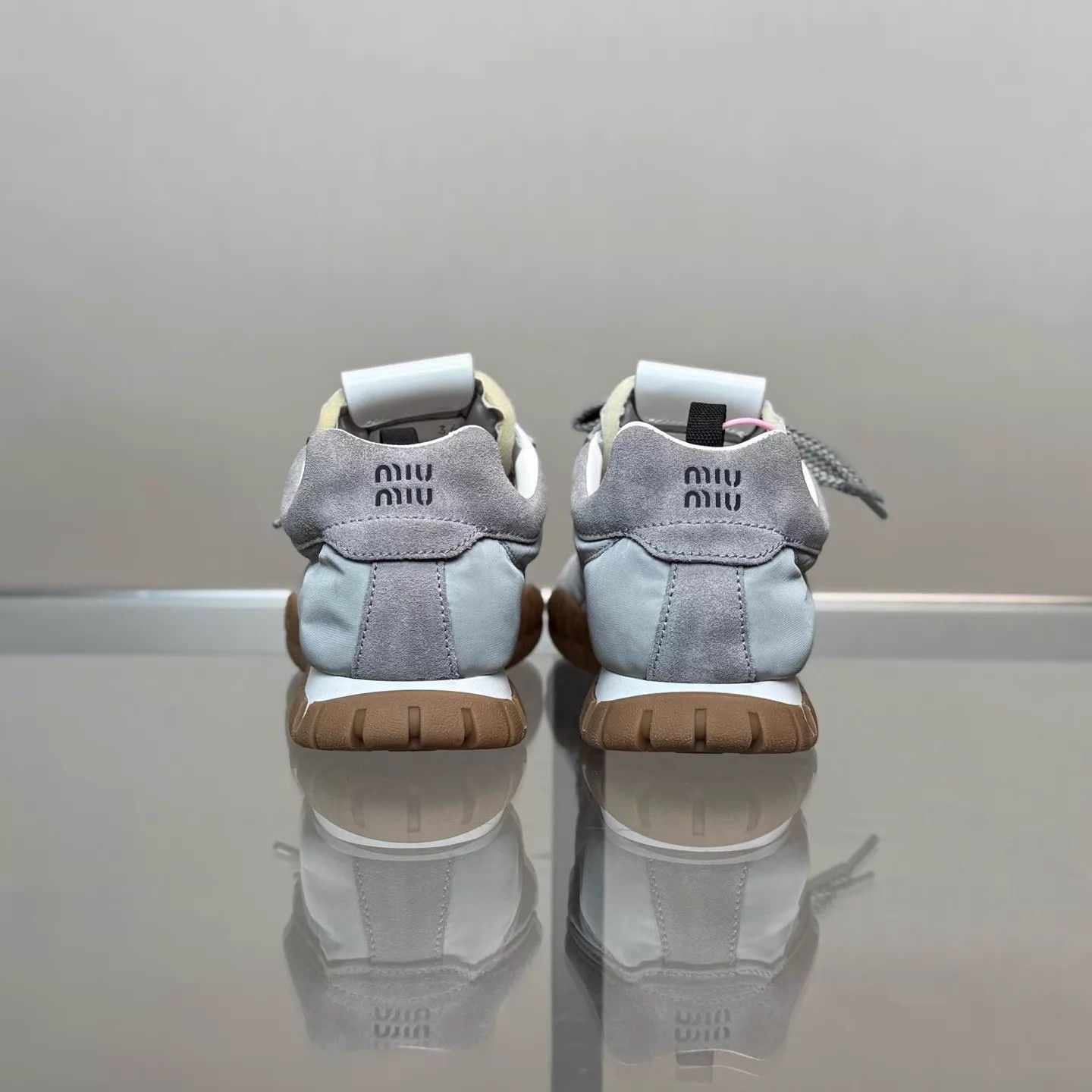 Miu Miu MIU MIU 26SS Tyre Cloud Gray Biscuit Trainer 36 Size US 5.5 / IT 35.5 - 4 Thumbnail
