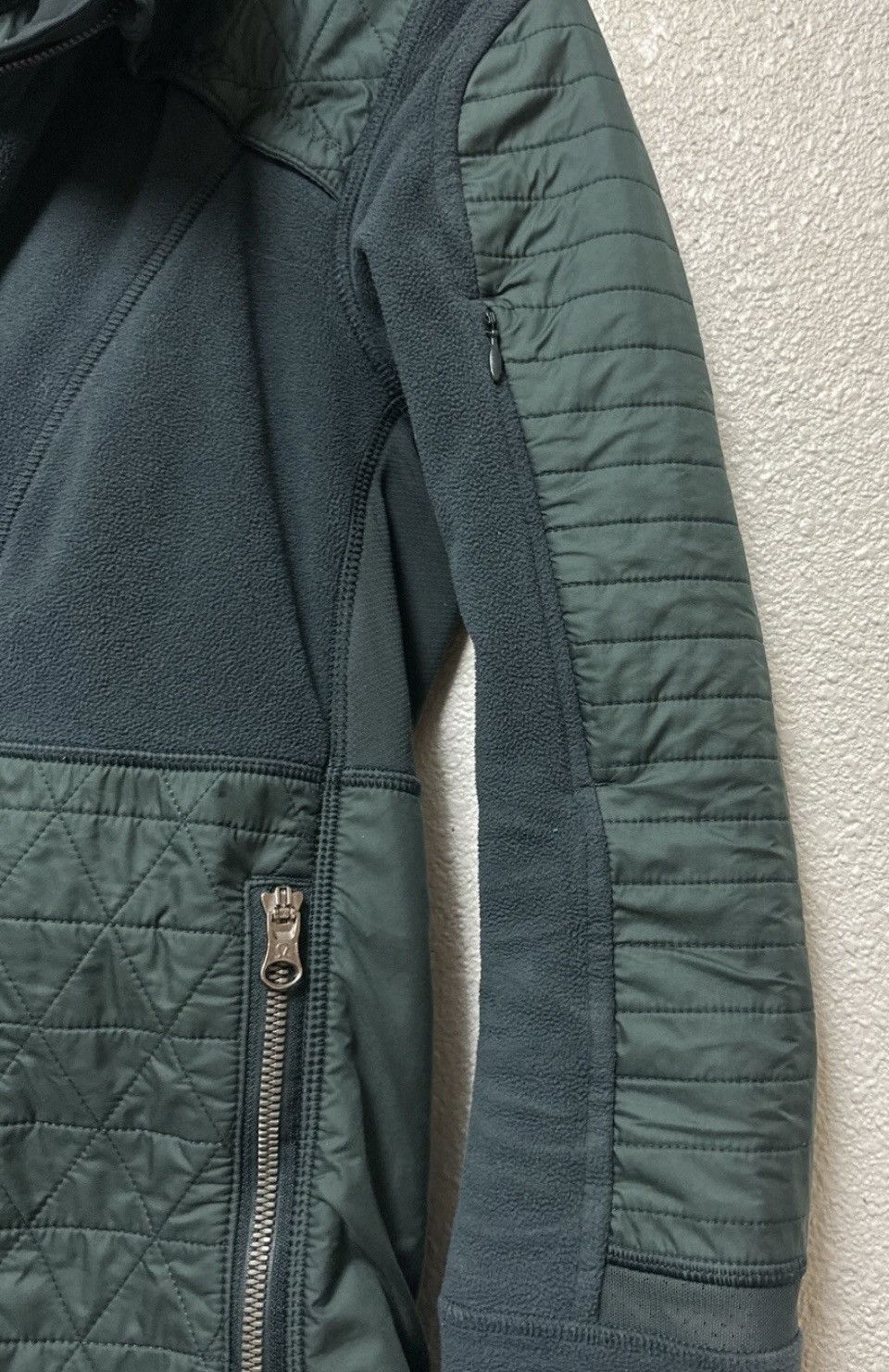Lululemon LULULEMON FLEECY KEEN II QUILTED JACKET REMOVABLE HOOD Green Size S / US 4 / IT 40 - 4 Thumbnail