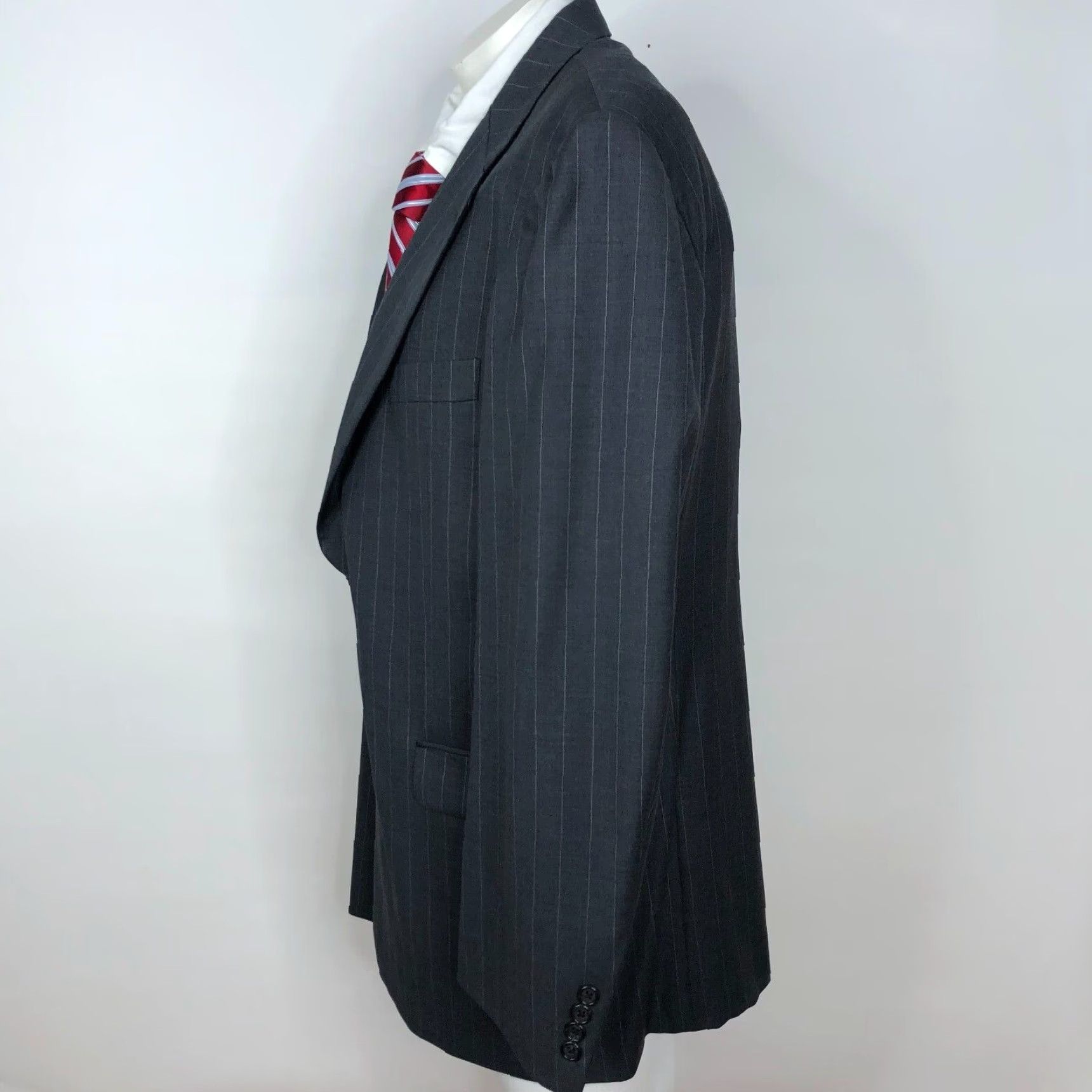 Vintage Hickey Freeman Suit Coat Jacket 42R REG Men 100% Striped Wool Dark Gray Notch Lapel Four-Button Single-Breasted Size 42R - 4 Thumbnail