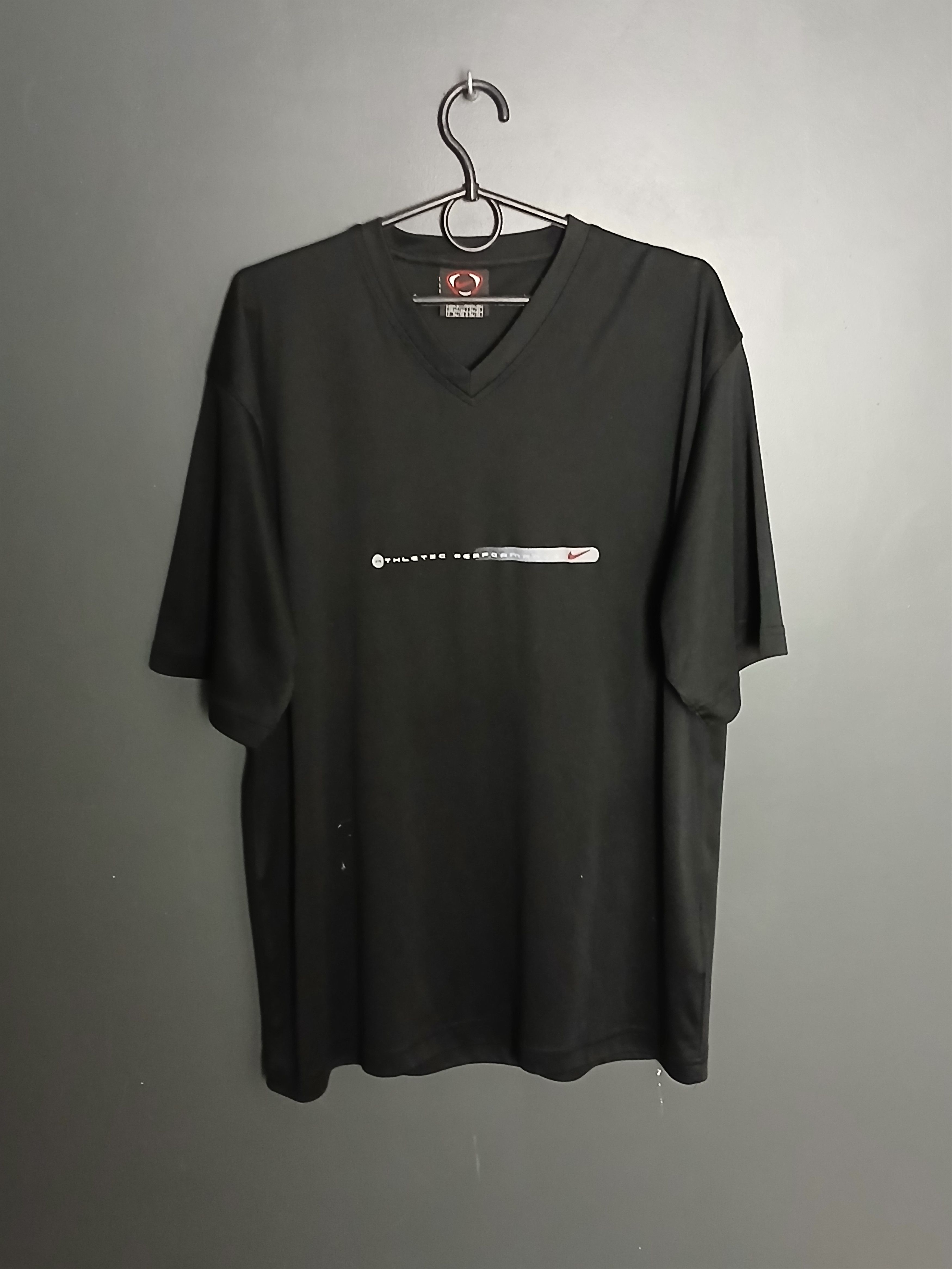 Nike × Vintage Vintage Nike T-Shirt Size US L / EU 52-54 / 3 - 1 Thumbnail