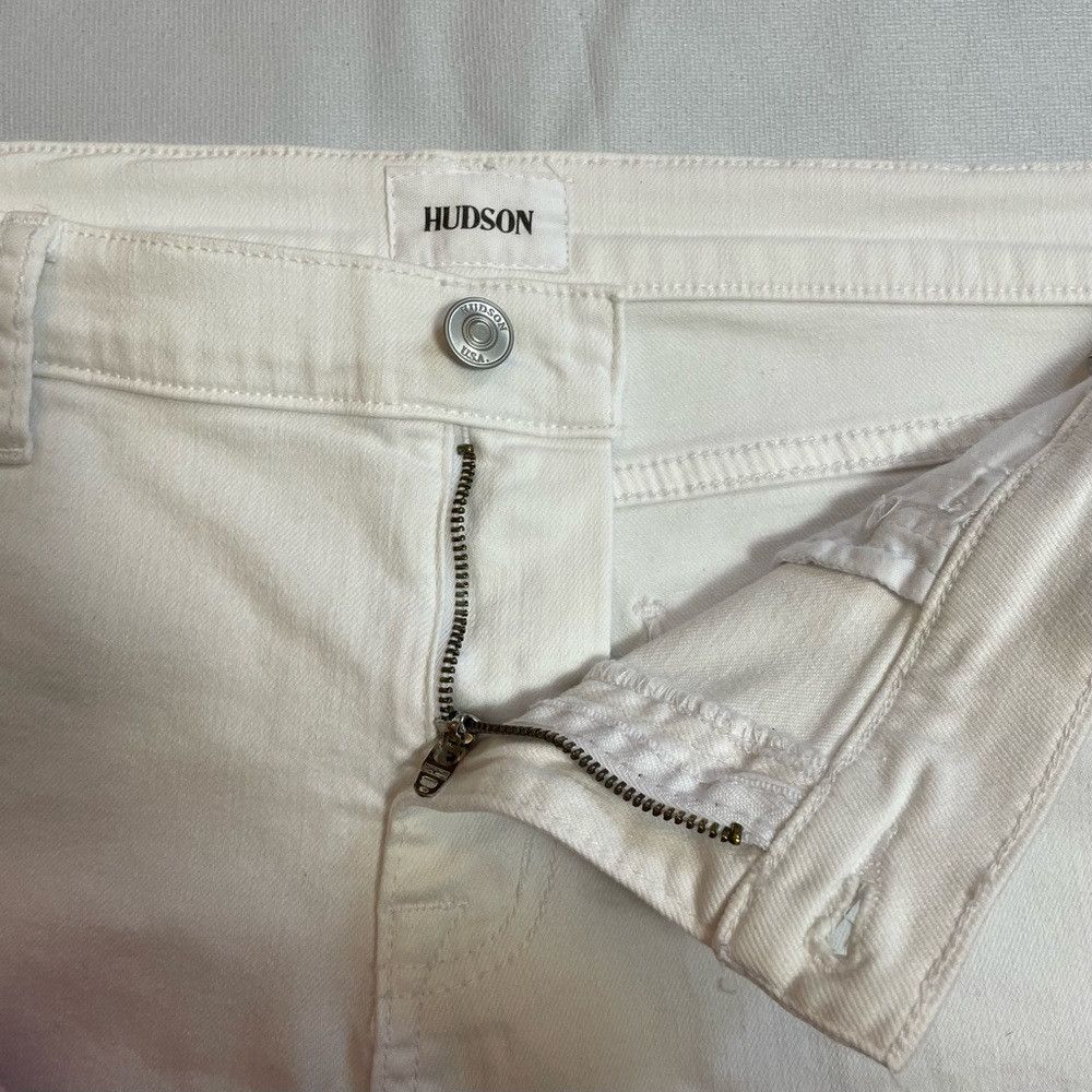 Hudson NWT New $145 Hudson White Gracie Mid-Rise Raw-Edge Shorts S Size 33" - 8 Thumbnail