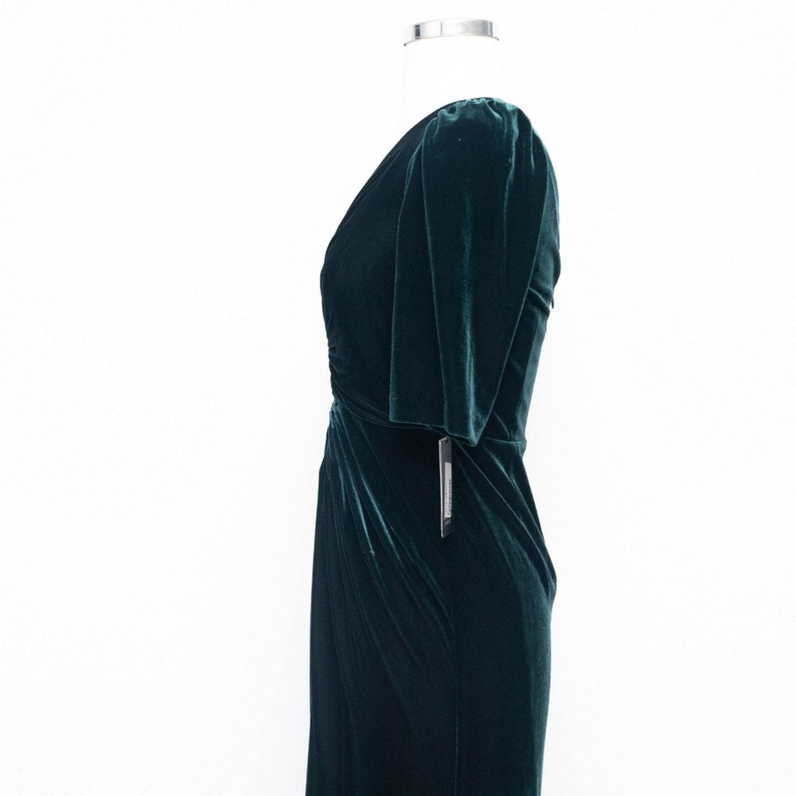 Adrianna Papell Adrianna Papell. Shirred Velvet Gown. Size XS / US 0-2 / IT 36-38 - 11 Thumbnail