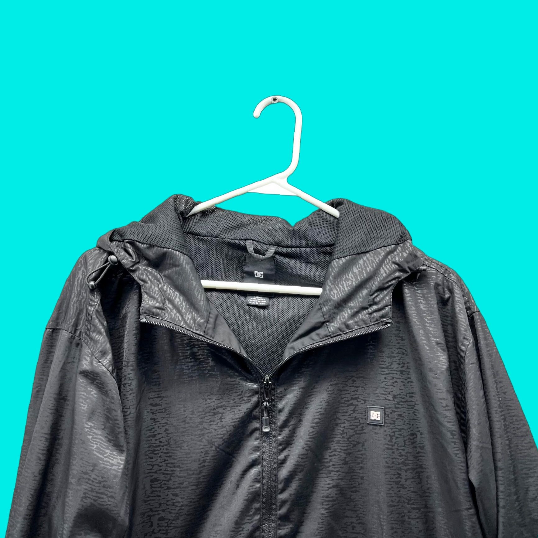 Logo 7 DC Jacket Windbreaker Logo Full Zip Adult Large Black Polyester Hoodie Jacket Mens Vtg No Size US L / EU 52-54 / 3 - 1 Thumbnail