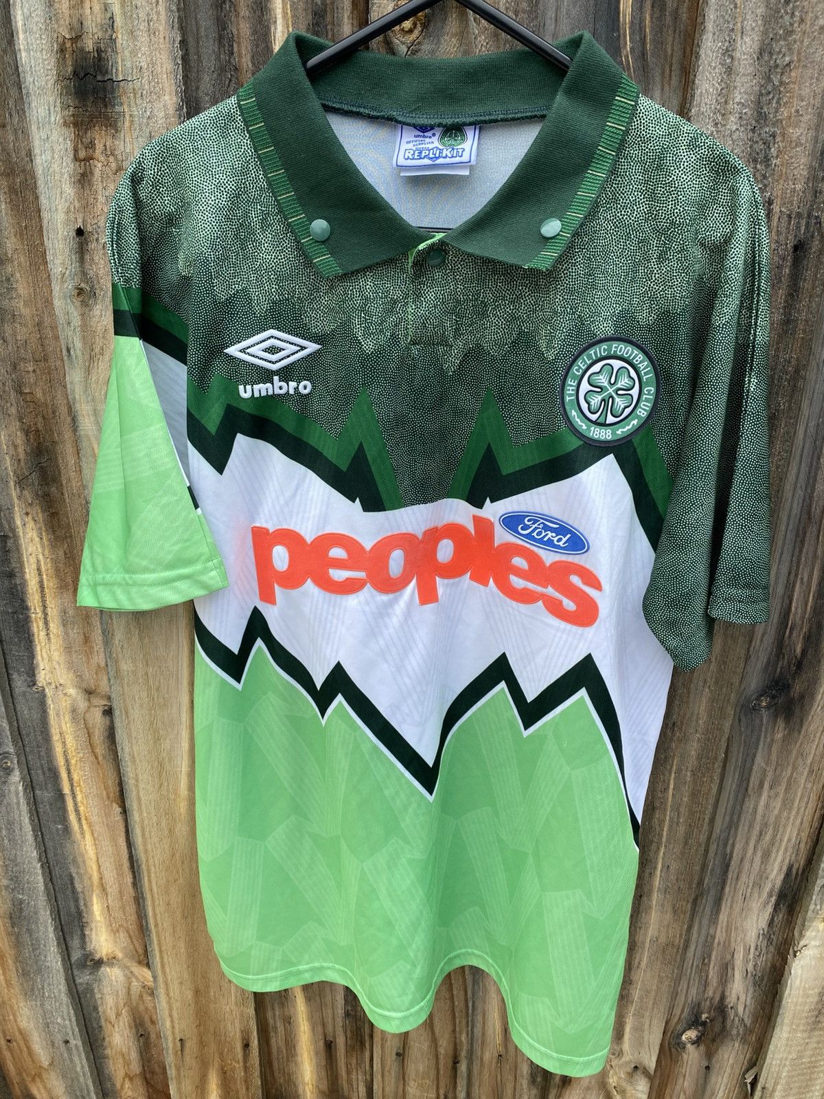 Umbro Umbro Celtic FC Away Jersey 1991/92 Premier Division Season Size US S / EU 44-46 / 1 - 1 Thumbnail