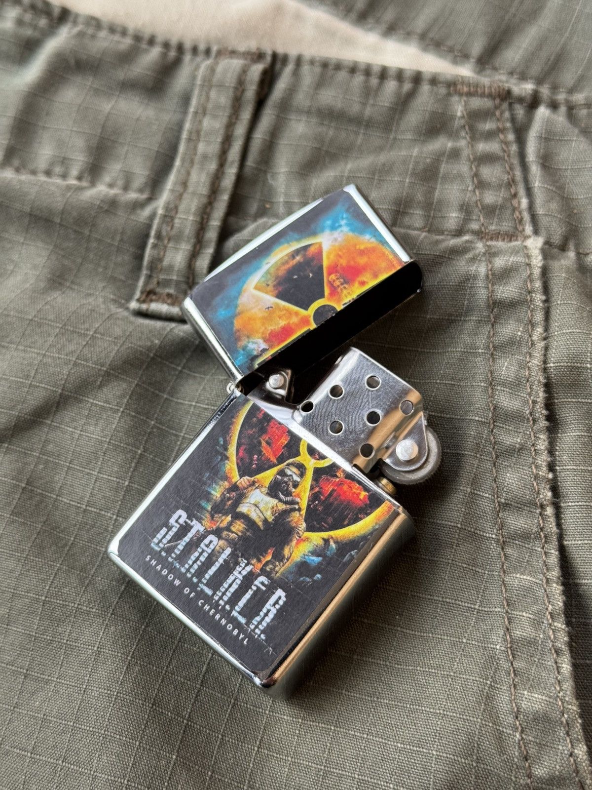 The Game × Vintage Vintage Cigar Lighter Stalker Chernobyl, WORK Size ONE SIZE - 2 Thumbnail