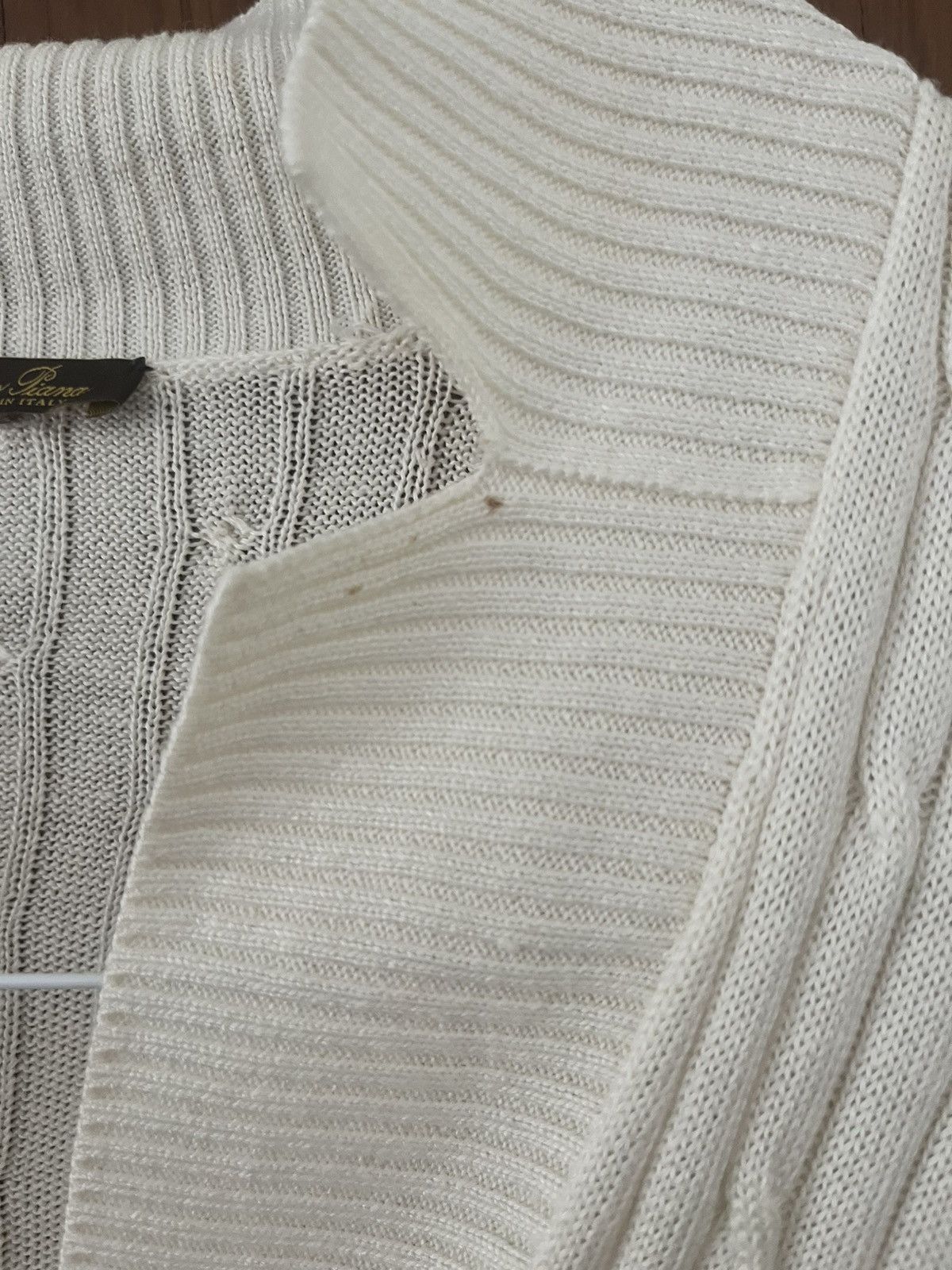 Loro Piana Loro Piana cream cardigan size 42/10 Size M / US 6-8 / IT 42-44 - 4 Thumbnail