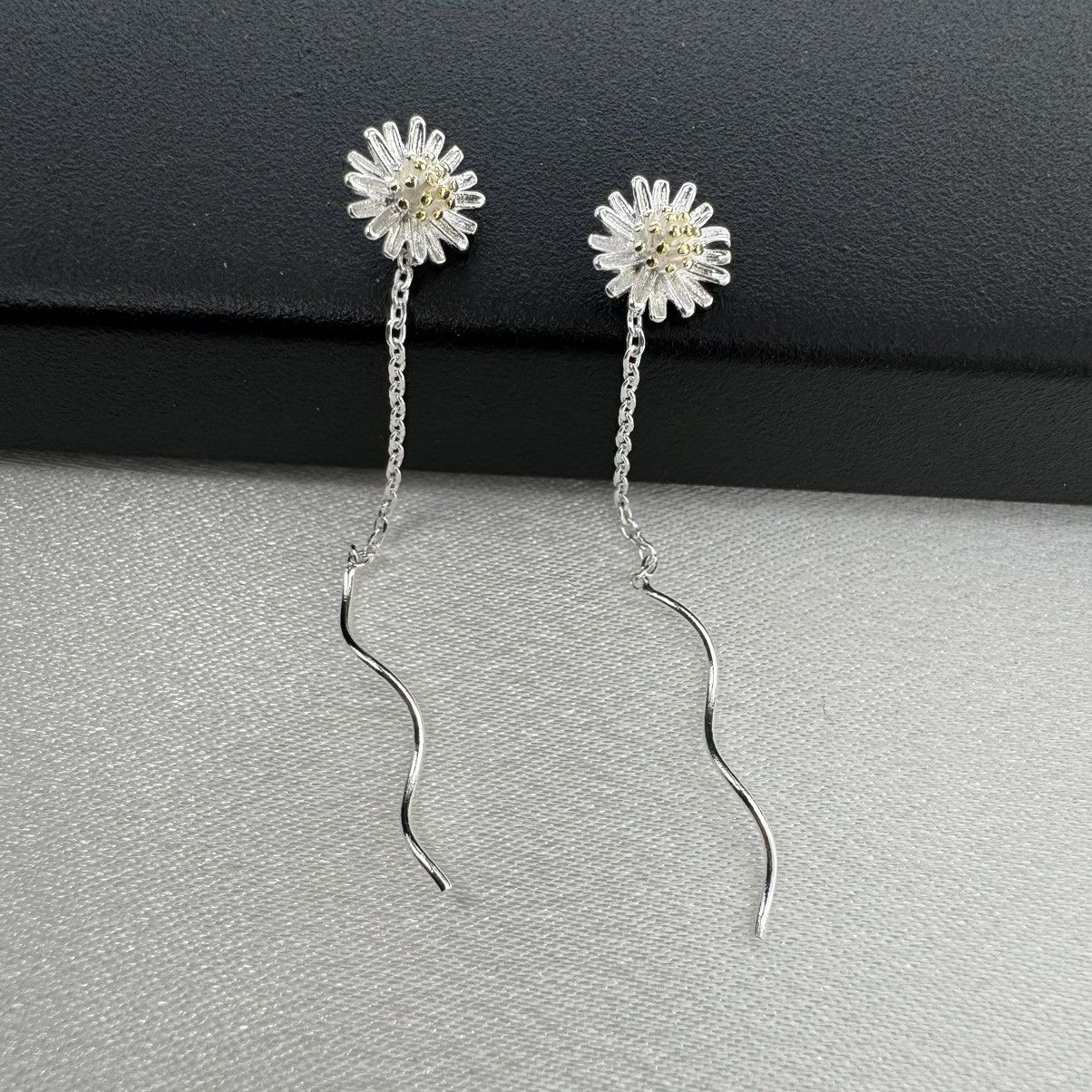 Other Elegant Flower Chain Dangle Threader Earrings for Women Size ONE SIZE - 1 Thumbnail