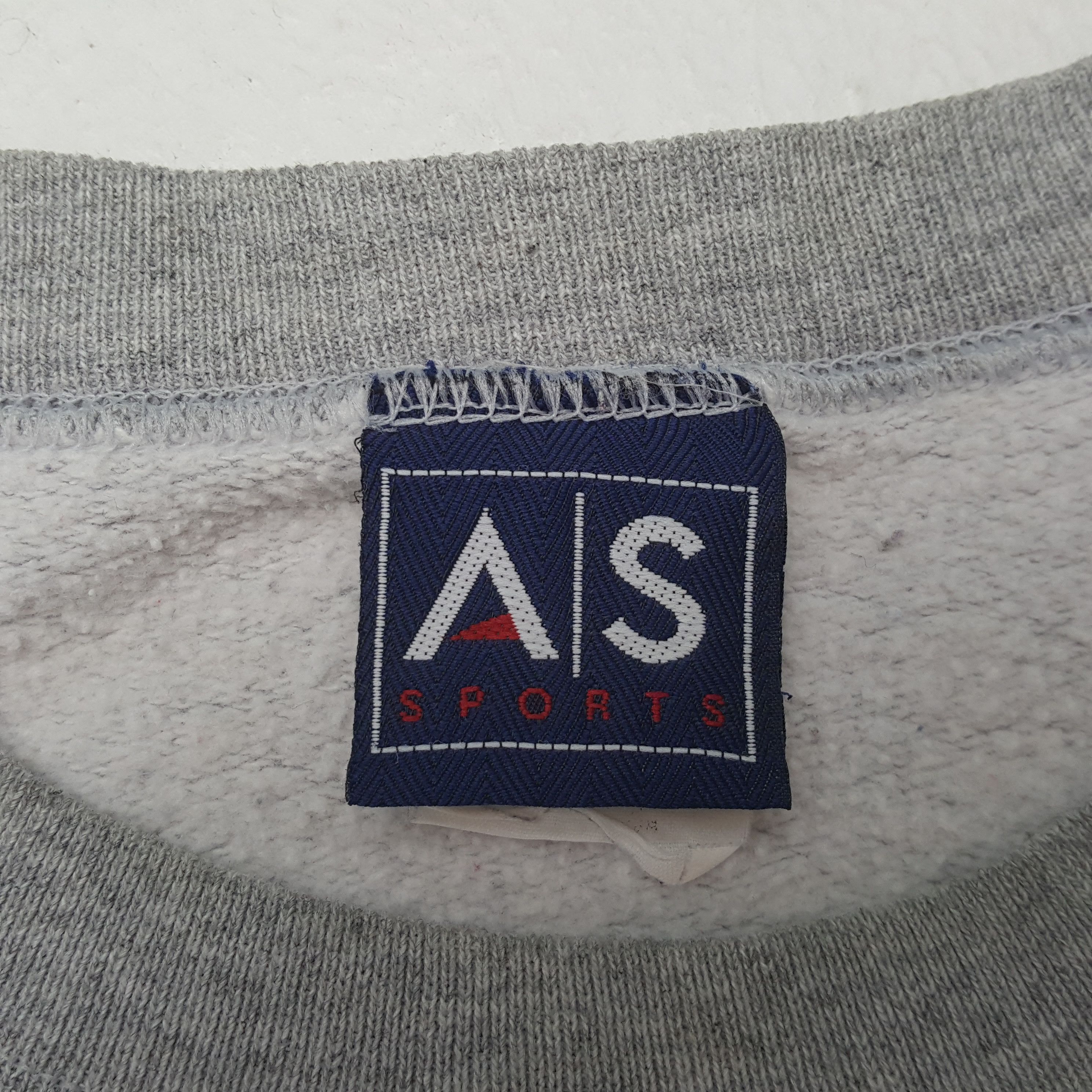 Vintage HOOSIERS INDIANA Streetwear Style Sweatshirt C286C9 Size US L / EU 52-54 / 3 - 4 Thumbnail
