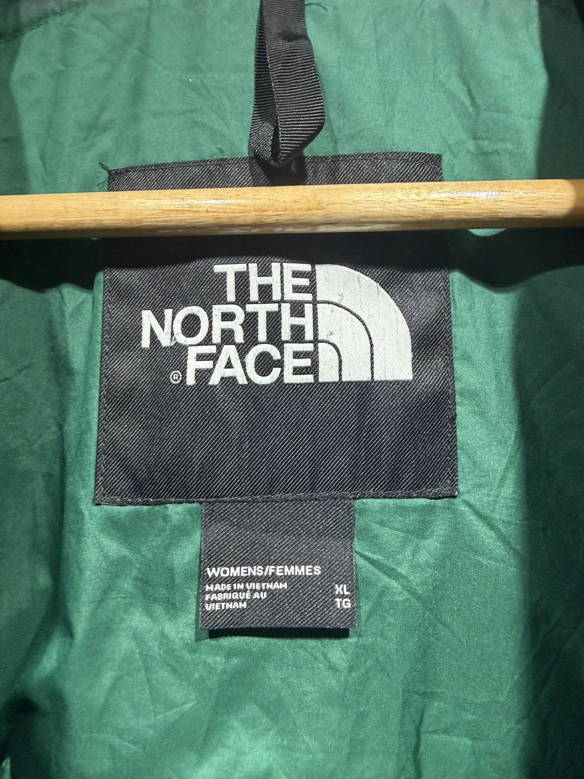 The North Face The North Face Nuptse Puffer Jacket Size US L / EU 52-54 / 3 - 3 Thumbnail