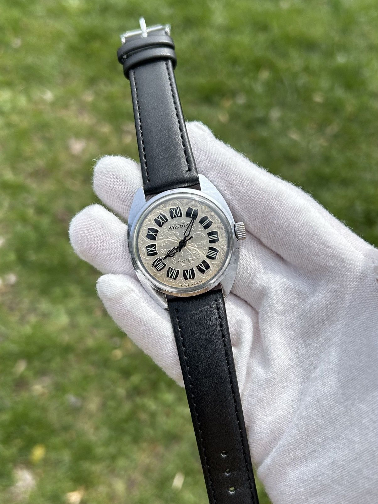 Vintage Vintage Watch Vostok USSR Soviet Mechanical Wristwatch 1980 Size ONE SIZE - 22 Thumbnail