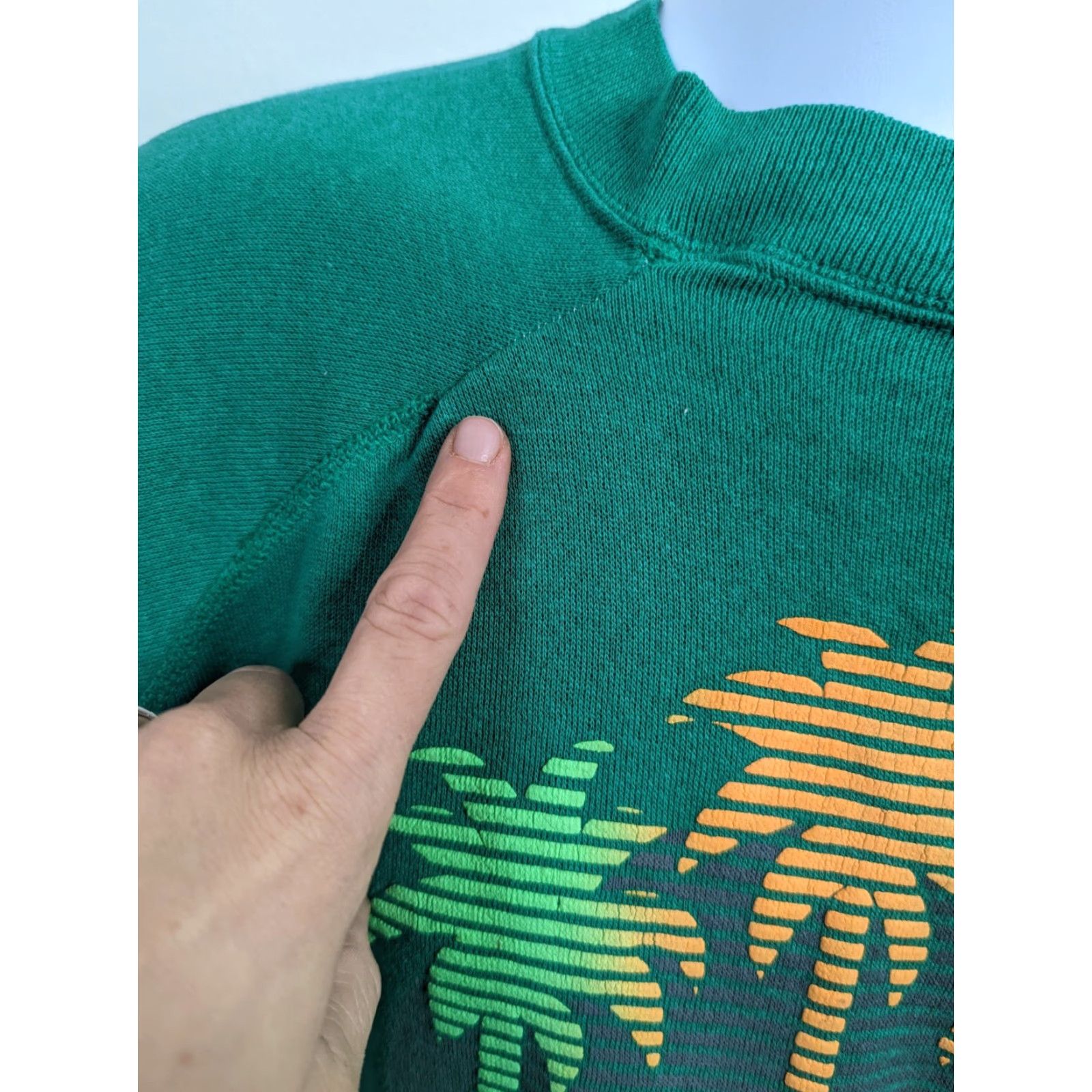 Vintage VINTAGE California Raglan Crewneck Sweatshirt XL Green Men Size US XL / EU 56 / 4 - 5 Thumbnail