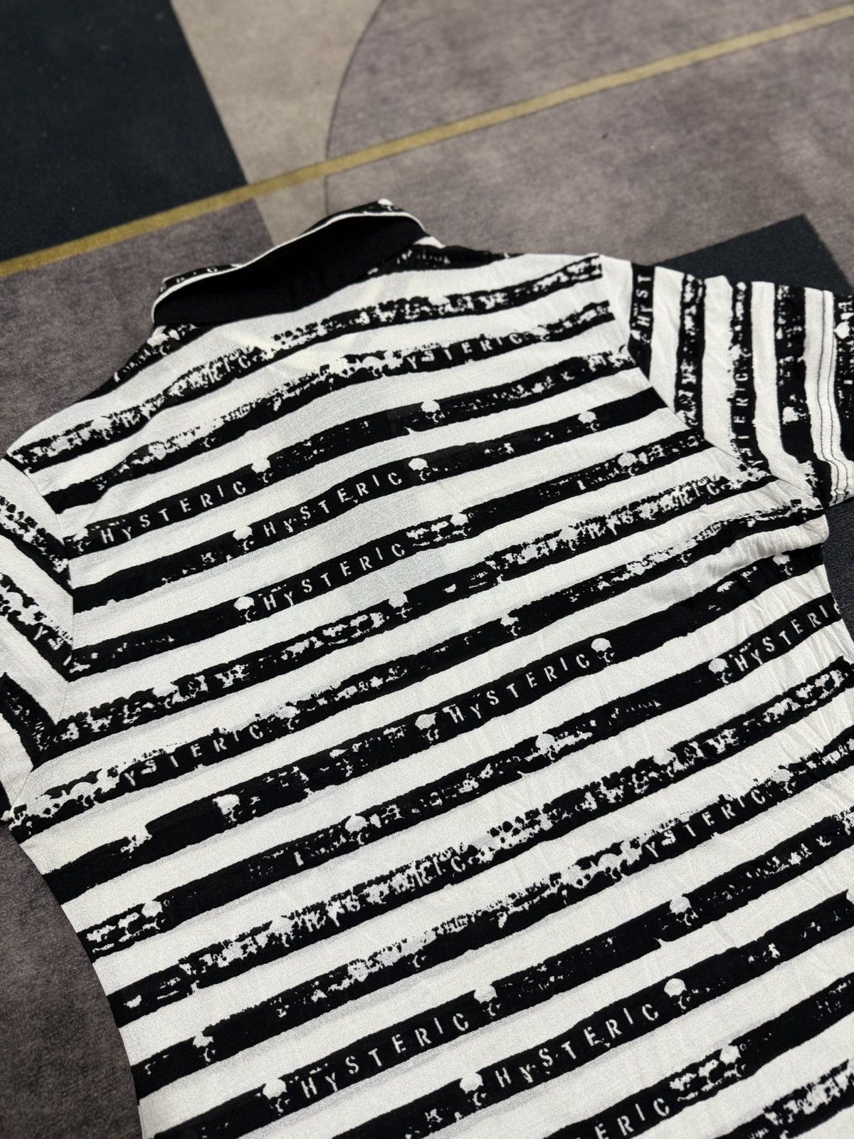 Hysteric Glamour HYSTERIC STRIP SKUL PRINT TSHIRT Size M / US 6-8 / IT 42-44 - 4 Thumbnail