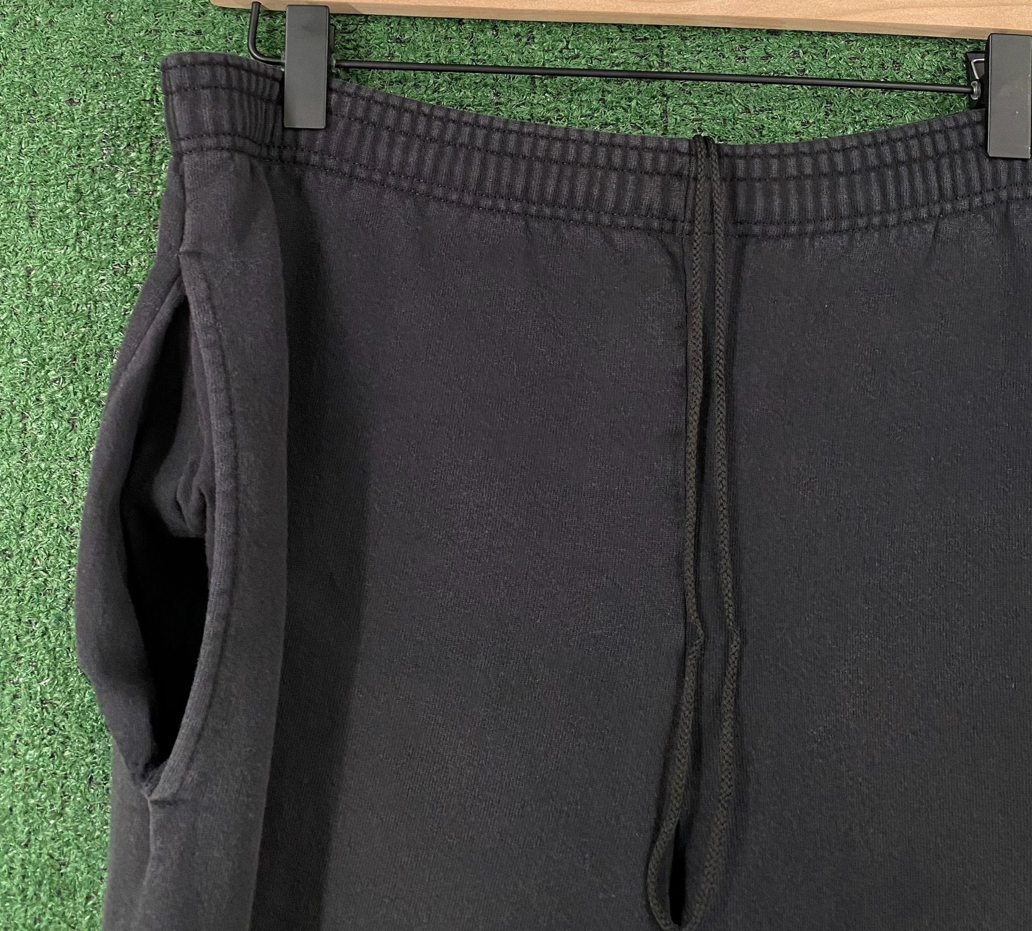 Nike 90’s Nike White Tag Swoosh Faded Black Sweatpants Medium Size US 34 / EU 50 - 3 Thumbnail