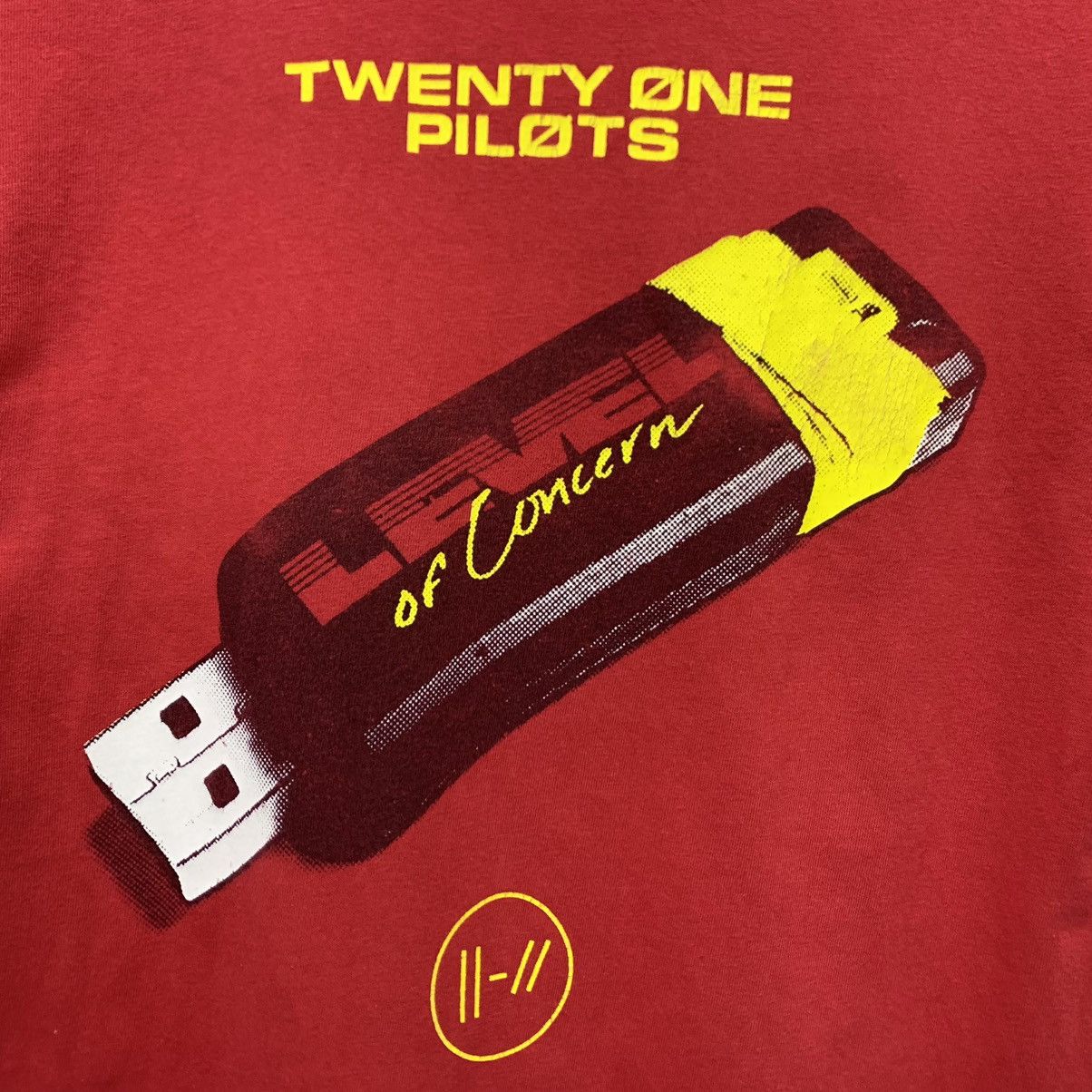 Band Tees Twenty One Pilots Level Of Concern Band T-Shirt Size US S / EU 44-46 / 1 - 6 Thumbnail