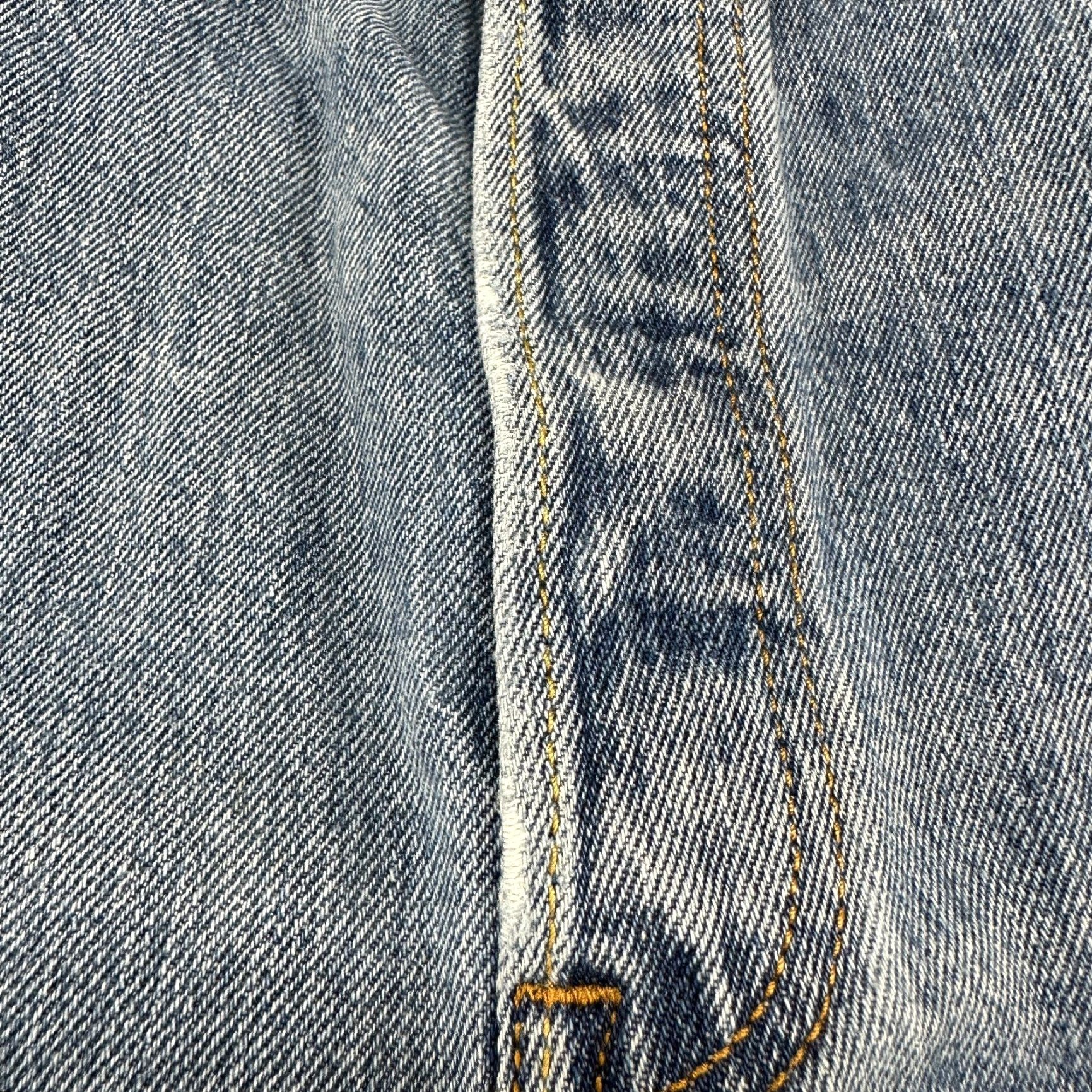 Levi's VINTAGE Levi's 501 Jeans Mens 34x29 Blue Distressed Straight Regular Fit Jeans Size US 34 / EU 50 - 5 Thumbnail