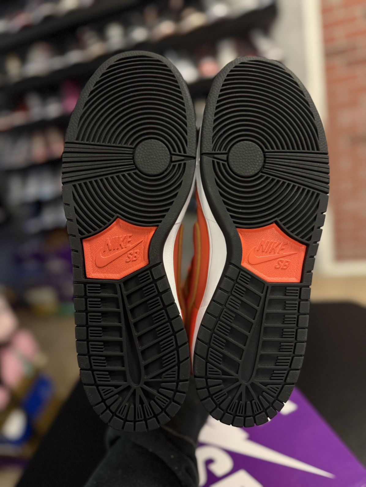 Nike Men's Size 10.5 NIB Nike SB Dunk High Sweet Tooth Candy Corn Size US 10.5 / EU 43-44 - 11 Thumbnail