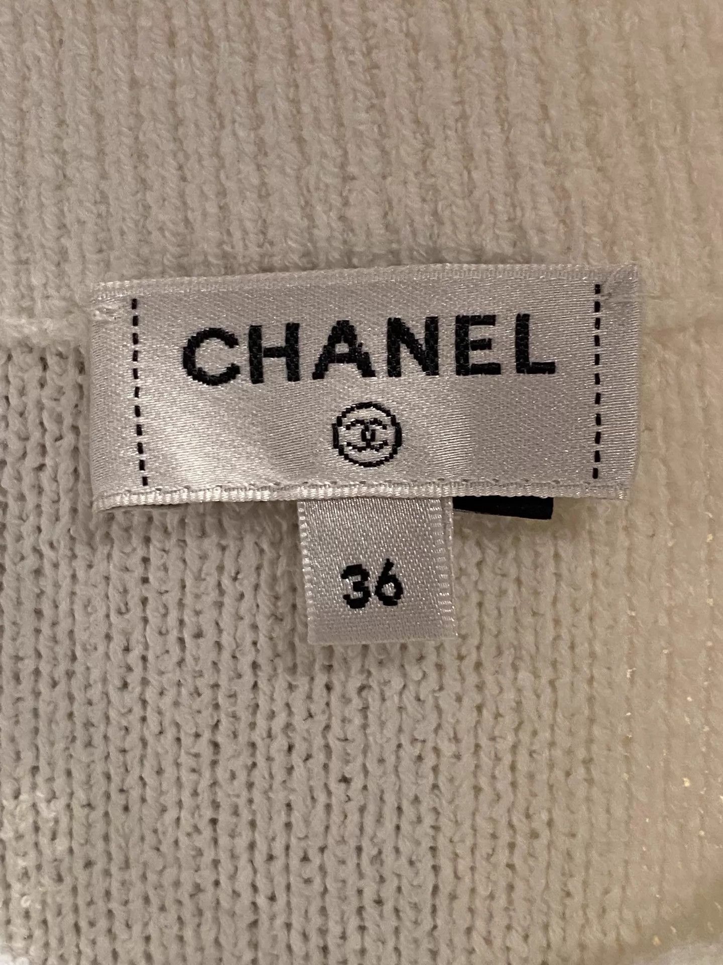 Chanel Chanel Dress 36 Like New Classic Pearl Buttons Size XS / US 0-2 / IT 36-38 - 3 Thumbnail