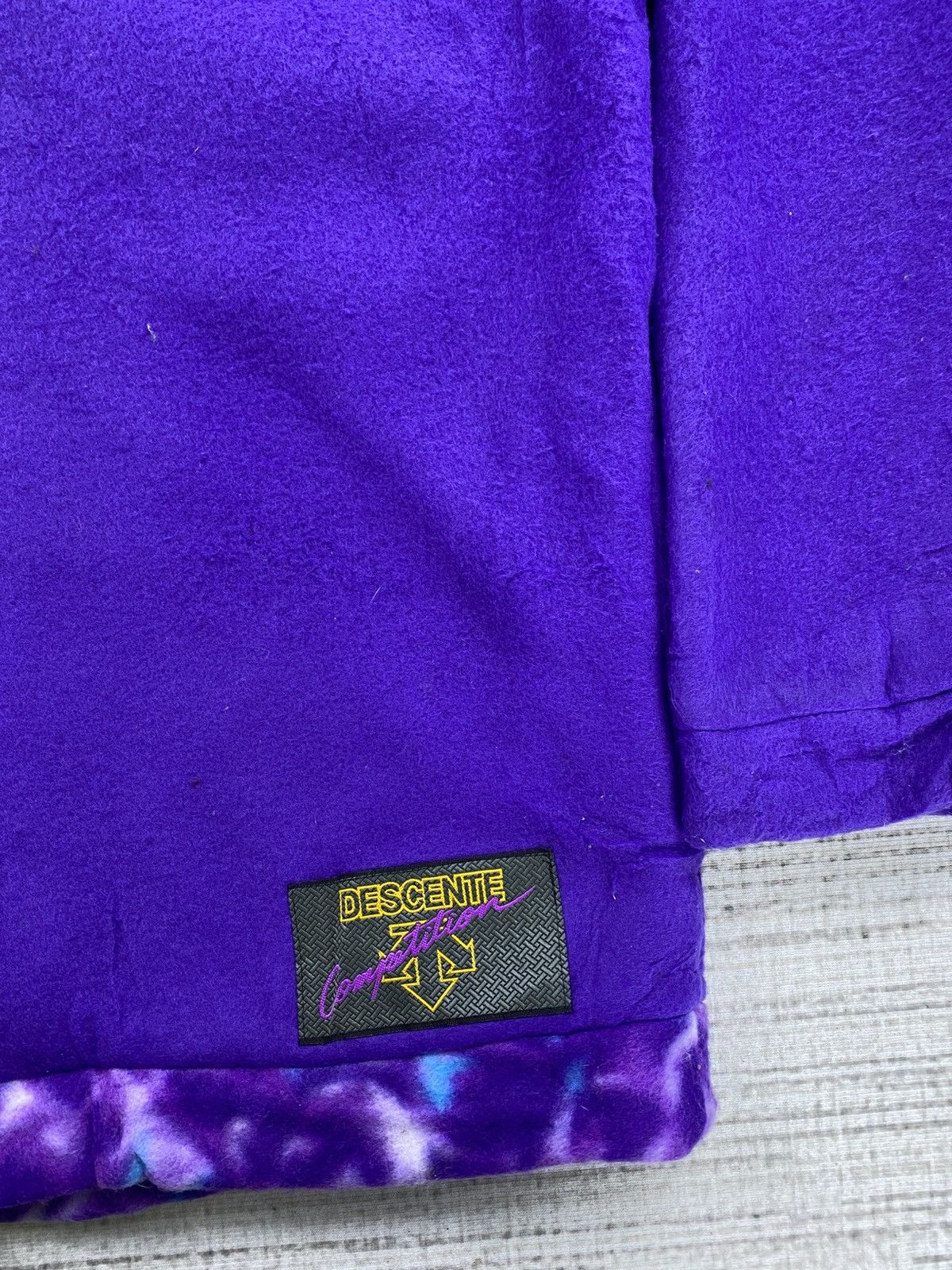 Descente Vintage Descente Half Zipper Sweater Hoodie Size US L / EU 52-54 / 3 - 6 Thumbnail