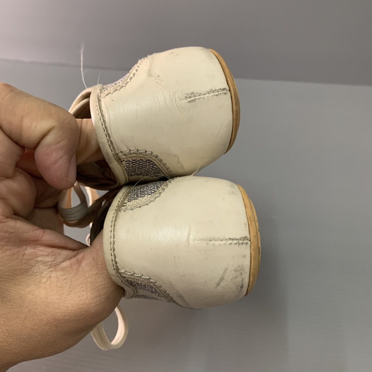 Louis Vuitton Louis Vuitton Kids Shoes Size US 5 / EU 37 - 6 Thumbnail