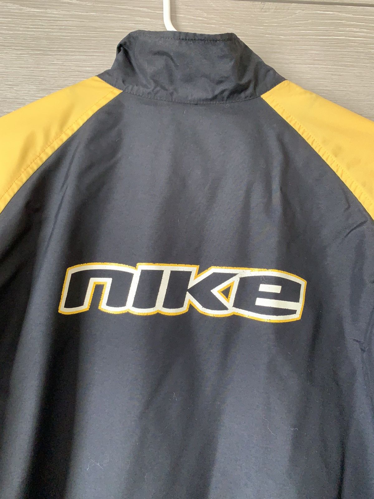 Nike × Vintage Vintage Nike Logo Windbreaker Size US L / EU 52-54 / 3 - 2 Thumbnail