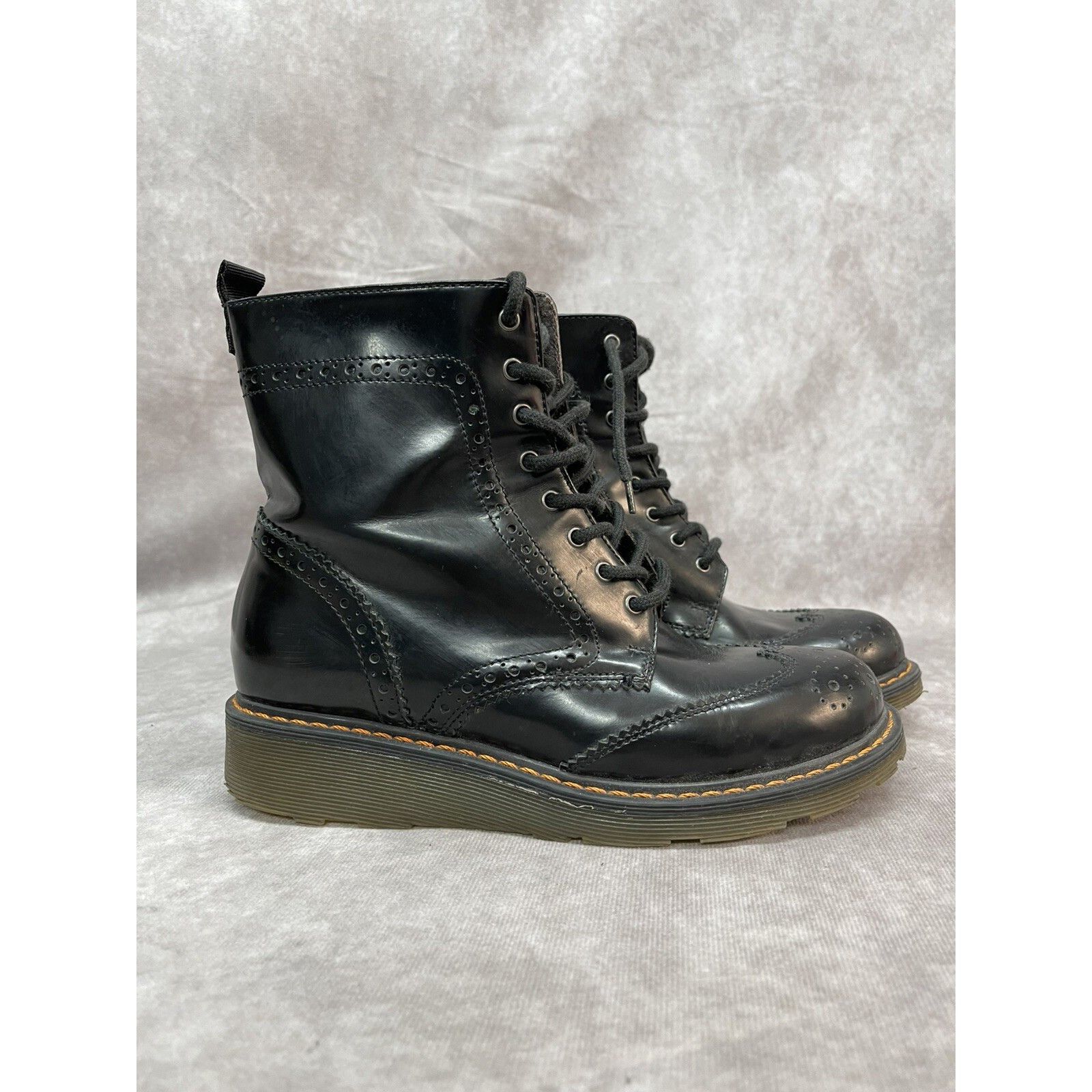 Barneys New York Barneys New York Woman’s Brogue Combat Boots Lace Side Zip M Size US 5 / IT 35 - 1 Thumbnail