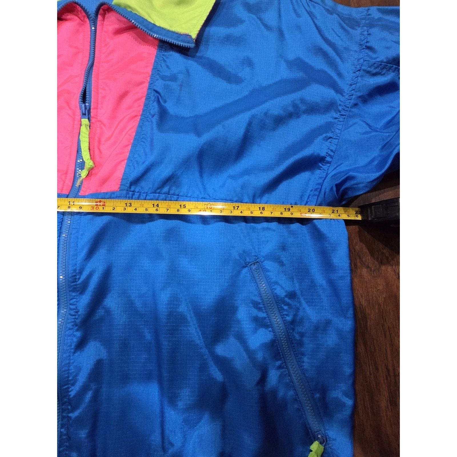 Columbia Vintage Columbia Jacket Size M Radial Sleeve Windbreaker Size US M / EU 48-50 / 2 - 4 Thumbnail