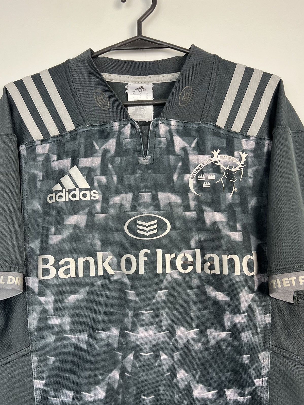 Adidas Jersey Adidas Munster Rugby 2017/2018 Away Tshirt Size US M / EU 48-50 / 2 - 2 Thumbnail