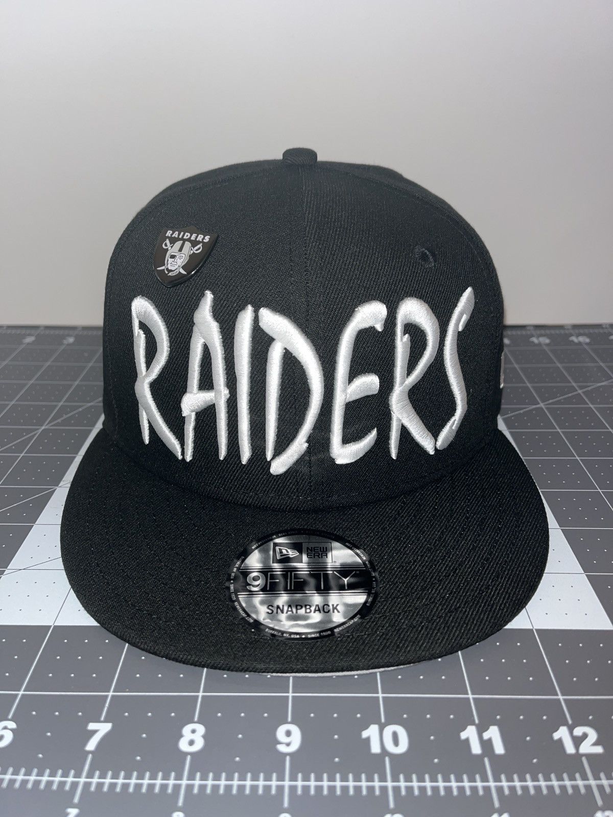 New Era Las Vegas Raiders Tall Text Script NFL 9Fifty Snapback Size ONE SIZE - 2 Thumbnail