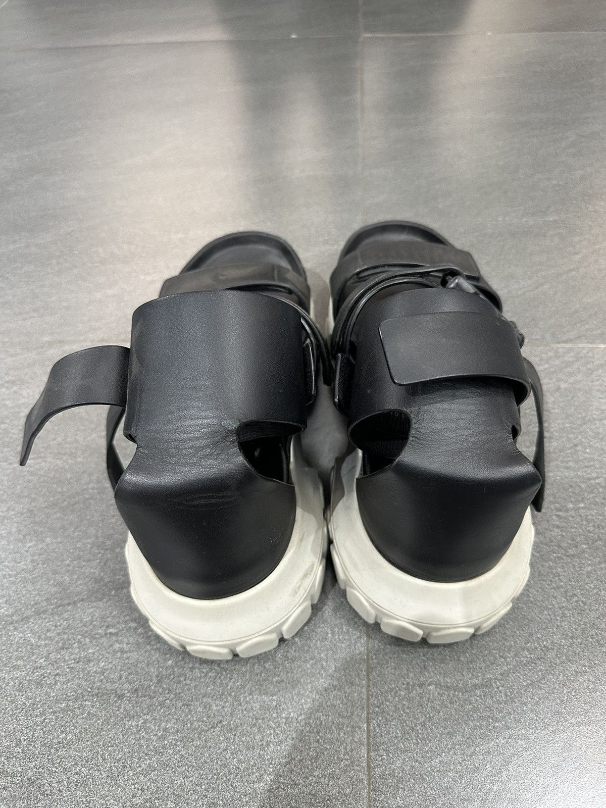 Rick Owens Rick Owens Black Leather Tractor Sandals Size US 8 / EU 41 - 3 Thumbnail