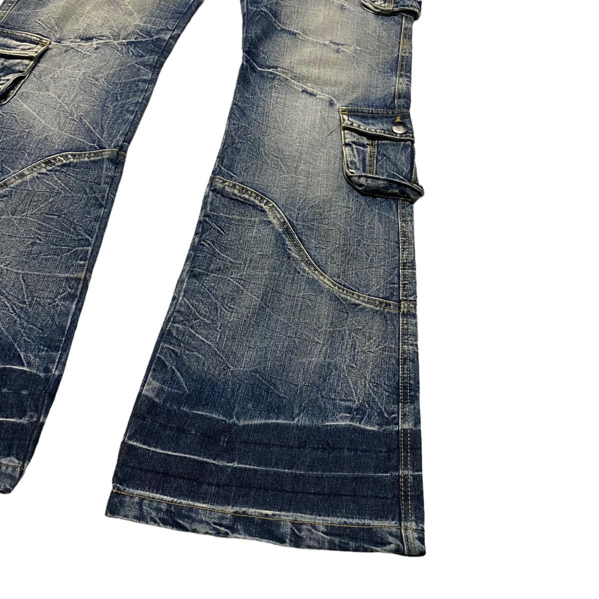 Japanese Brand Japanese Brand TOPISM Cargo Denim Flare Pants Bleach Size US 34 / EU 50 - 8 Thumbnail