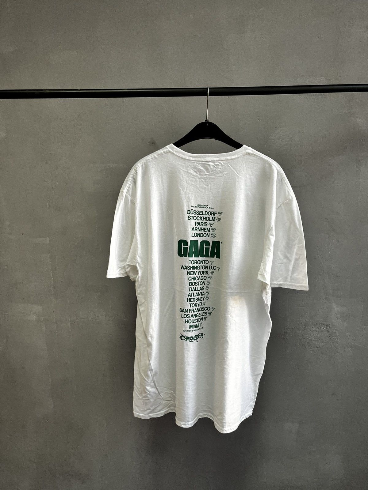 Band Tees Vintage Lady Gaga Tour Big Logo Face Tee Size US XL / EU 56 / 4 - 6 Thumbnail