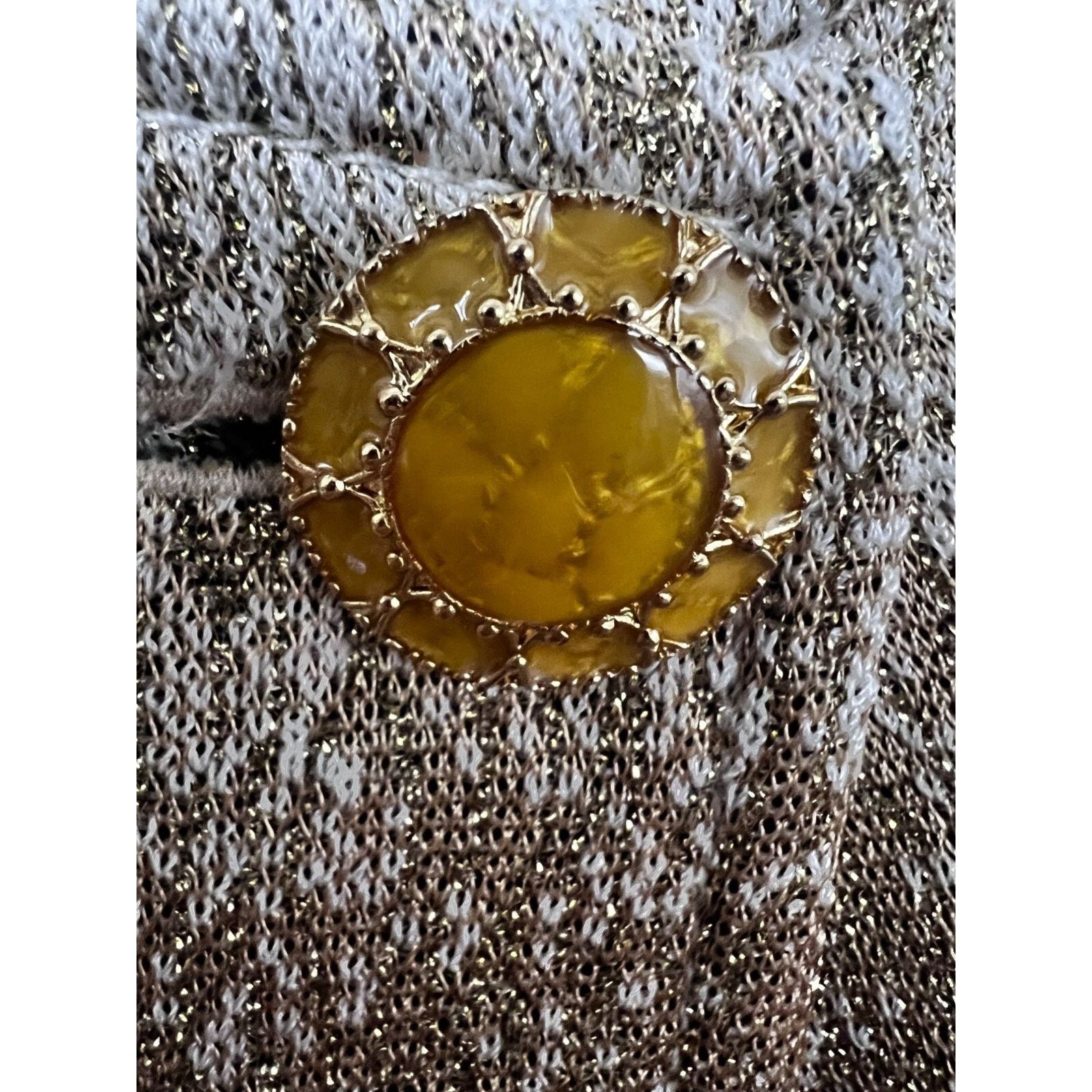 St. John St. John Vintage Metallic Float Knit Button Up Crop Jacket 4 Size S / US 4 / IT 40 - 6 Thumbnail